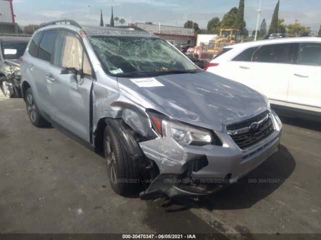 SUBARU FORESTER 2018 jf2sjarc1jh436031