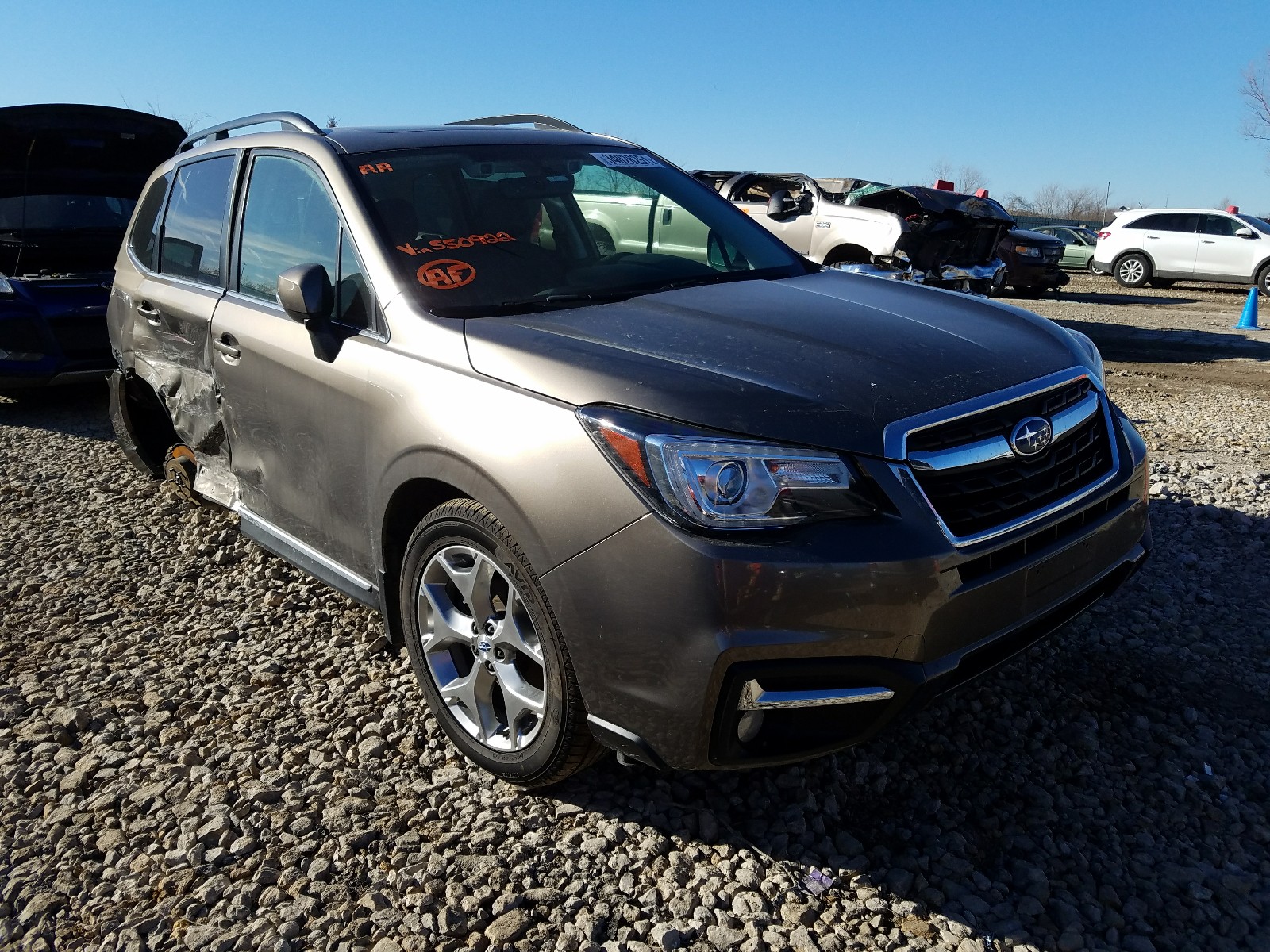 SUBARU FORESTER 2 2018 jf2sjawc8jh550922