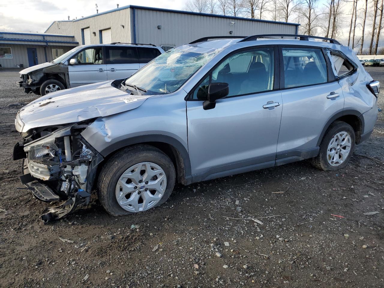 SUBARU FORESTER 2019 jf2skacc2kh422601