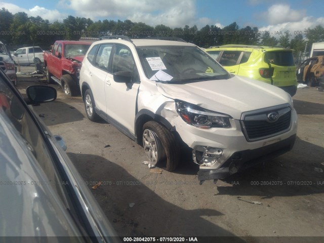 SUBARU FORESTER 2019 jf2skaccxkh402399