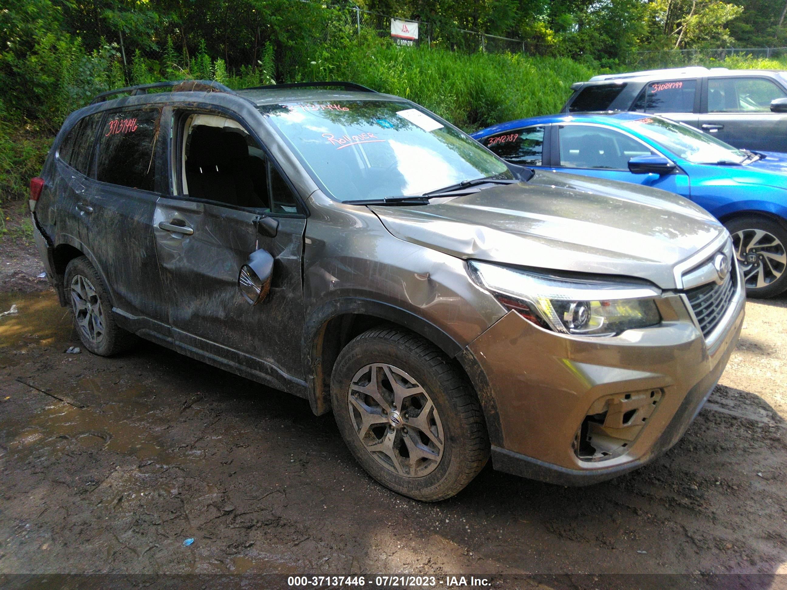 SUBARU FORESTER 2019 jf2skaec4kh441759