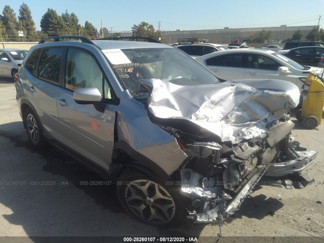 SUBARU FORESTER 2019 jf2skaec4kh566079