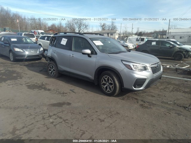 SUBARU FORESTER 2019 jf2skaec7kh526093