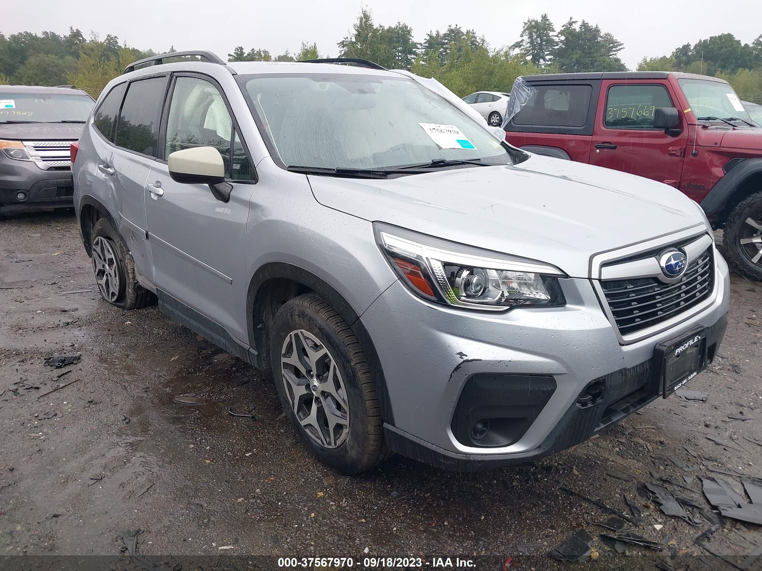 SUBARU FORESTER 2019 jf2skagc4kh490537