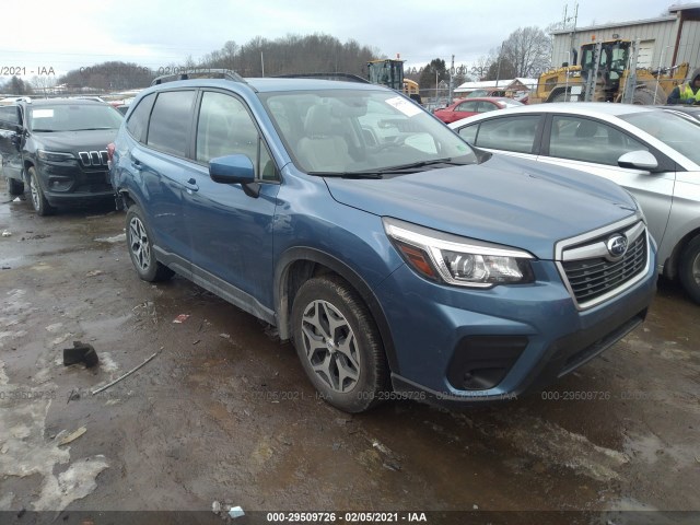 SUBARU FORESTER 2019 jf2skagc8kh595291