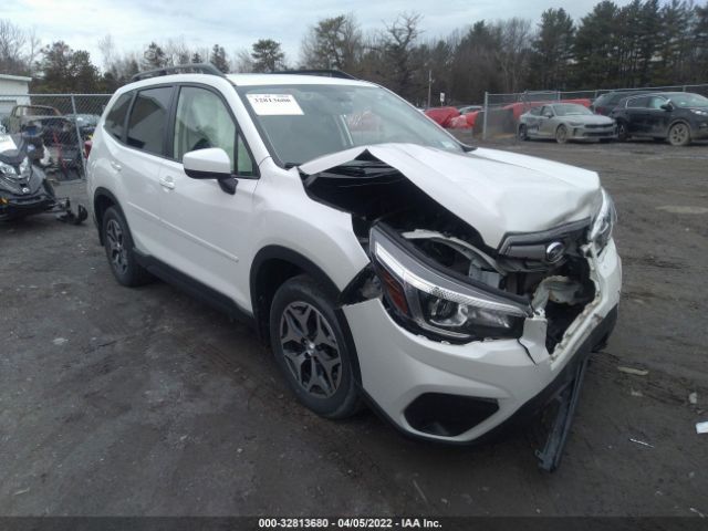 SUBARU FORESTER 2019 jf2skagcxkh419312