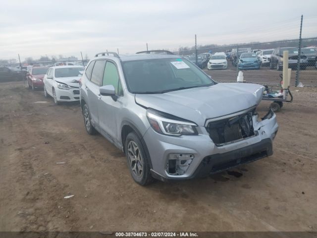 SUBARU FORESTER 2019 jf2skagcxkh566195