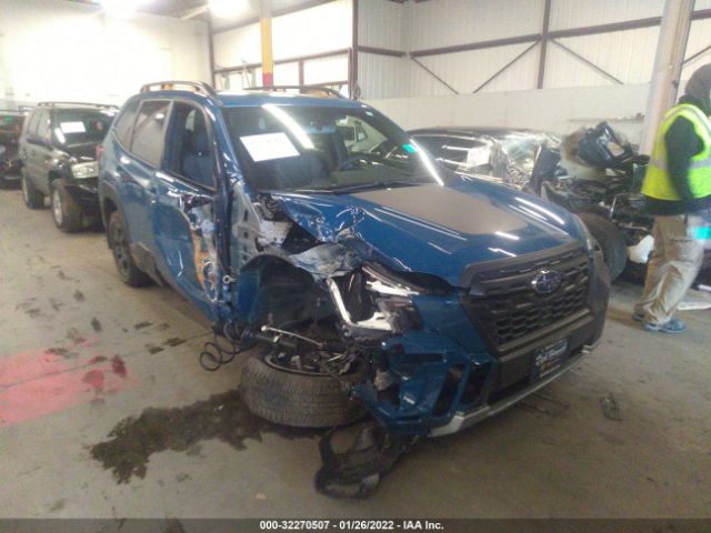 SUBARU FORESTER 2022 jf2skamc4nh415975