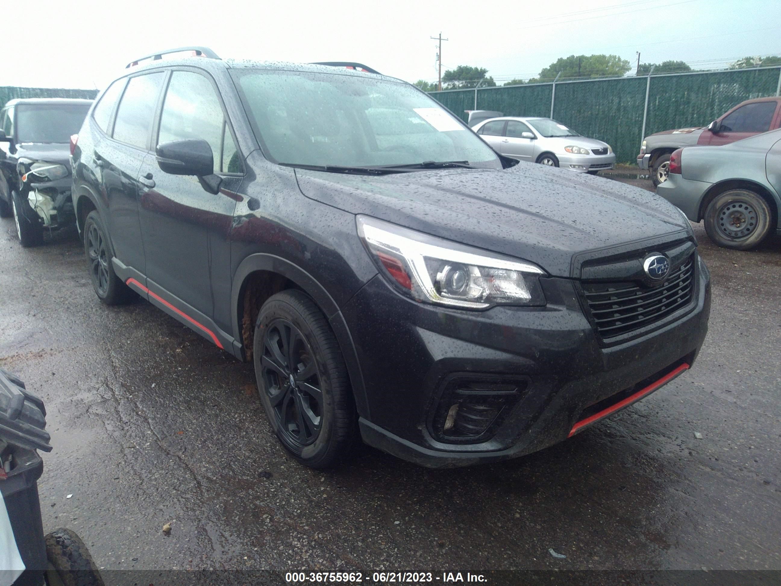 SUBARU FORESTER 2019 jf2skapc0kh578324