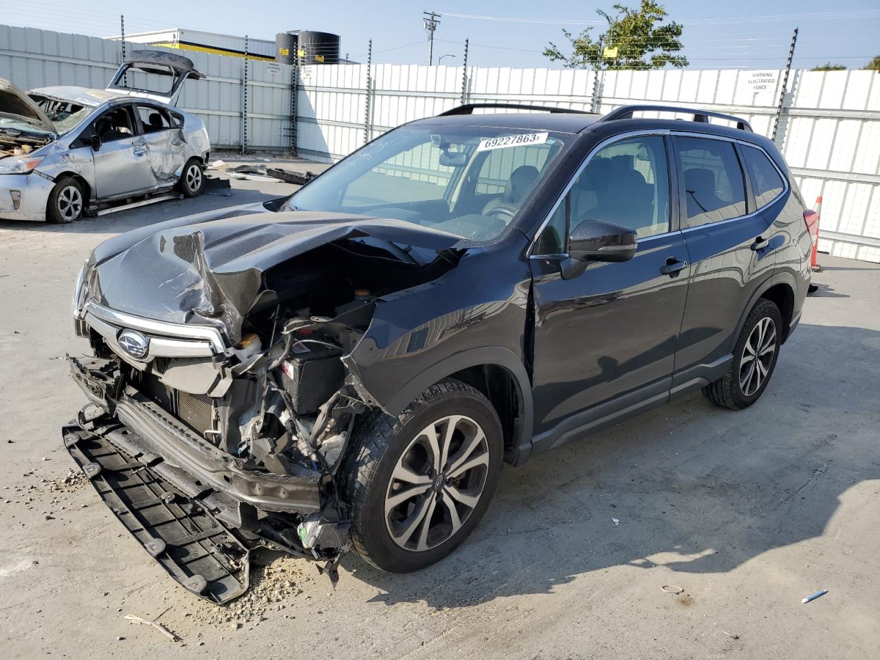 SUBARU FORESTER 2019 jf2skasc2kh422146