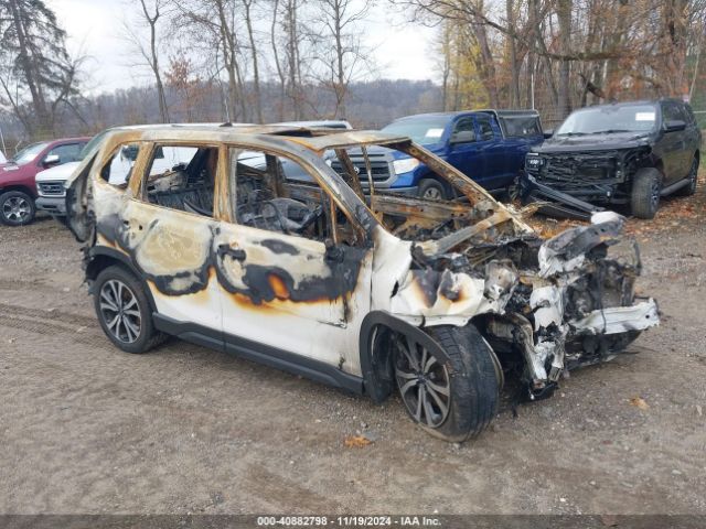 SUBARU FORESTER 2019 jf2skauc3kh585322