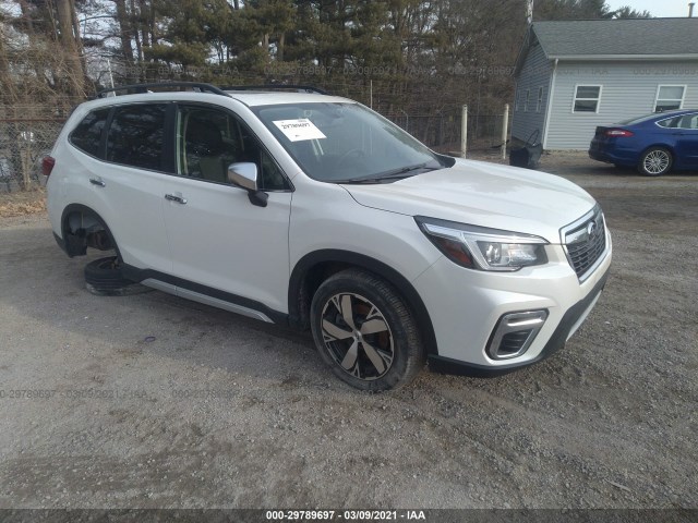 SUBARU FORESTER 2019 jf2skawc3kh470264