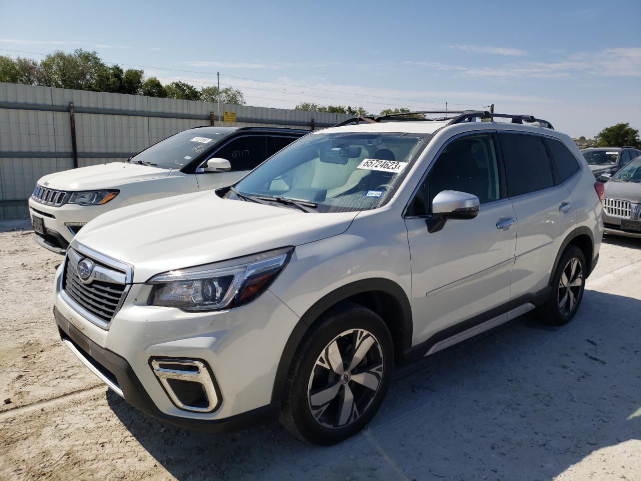 SUBARU FORESTER 2019 jf2skawc3kh480065