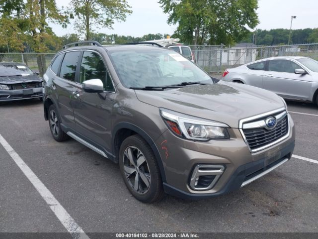 SUBARU FORESTER 2019 jf2skawc3kh528566