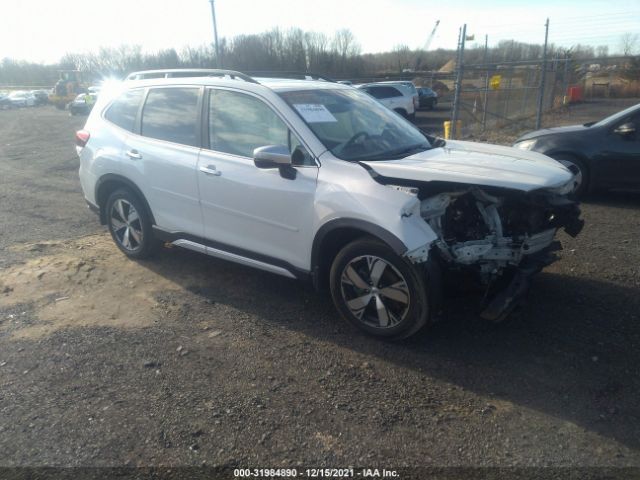 SUBARU FORESTER 2019 jf2skawc8kh424526