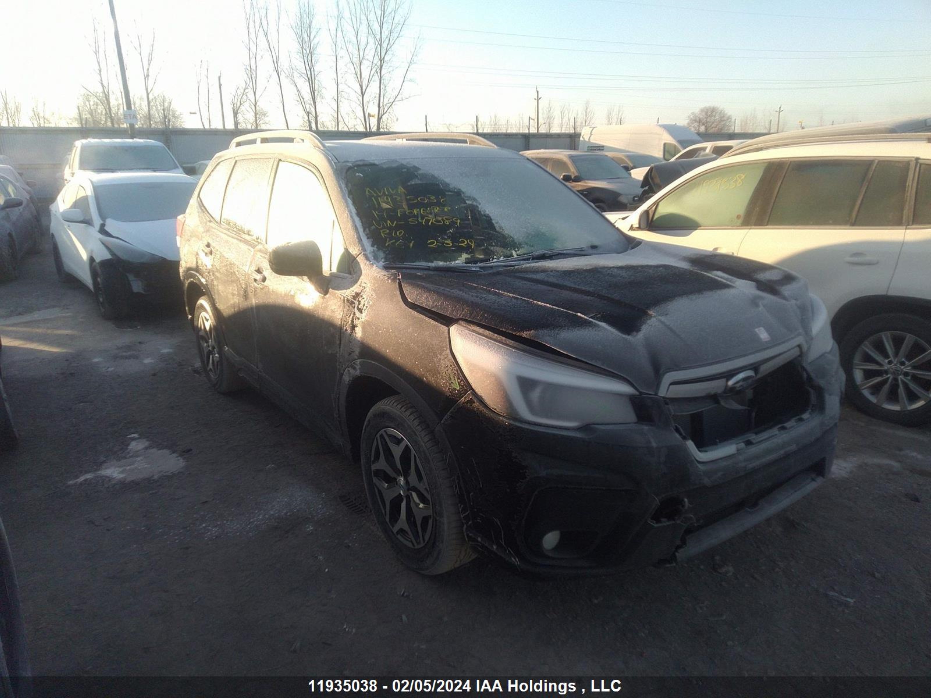 SUBARU FORESTER 2019 jf2skedcxkh547089