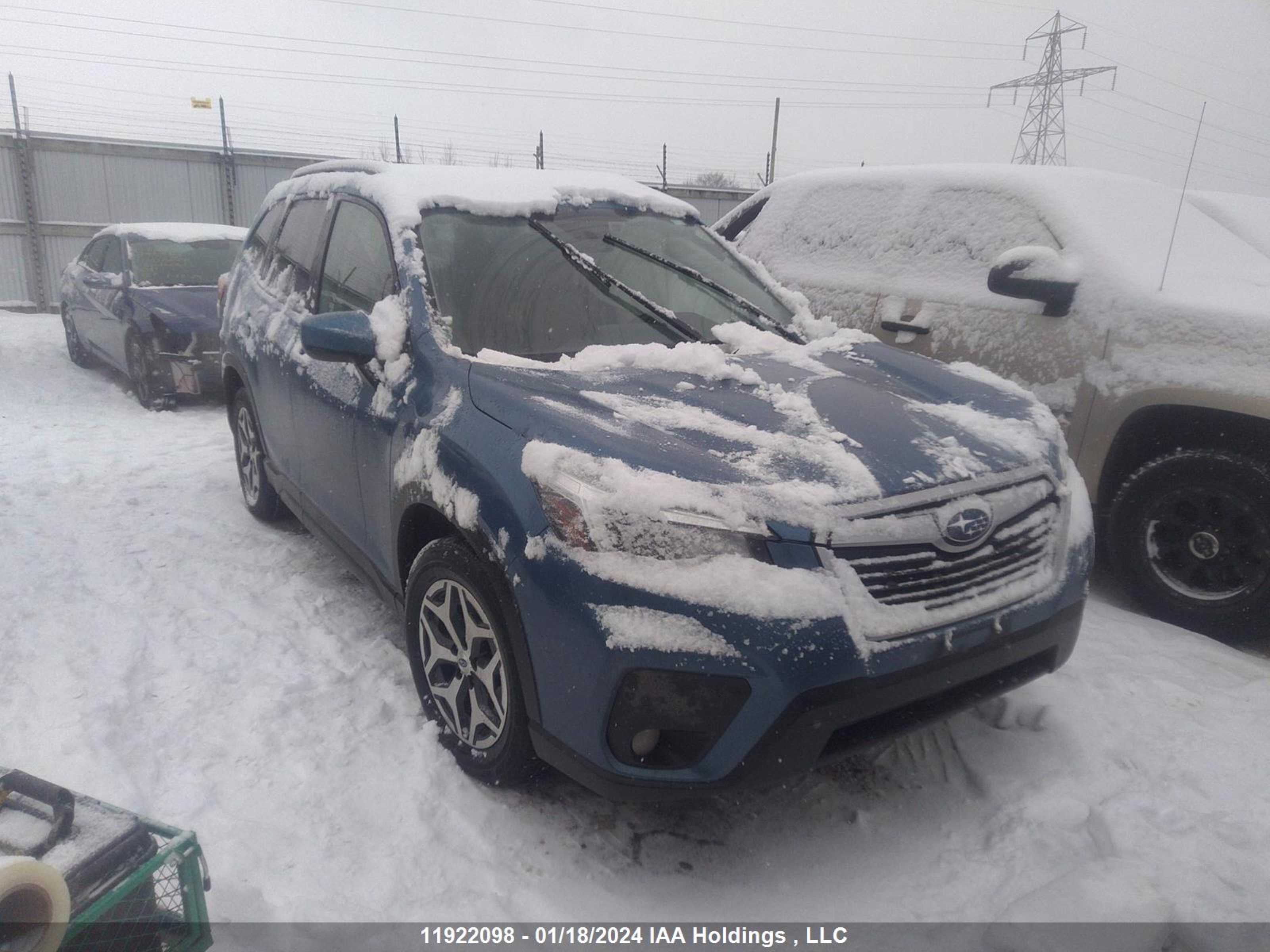 SUBARU FORESTER 2019 jf2skegc8kh570205