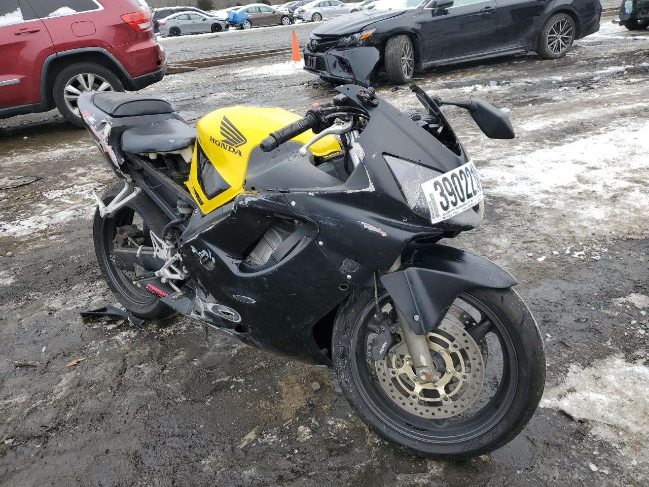 HONDA NULL 2002 jh2pc35082m303210