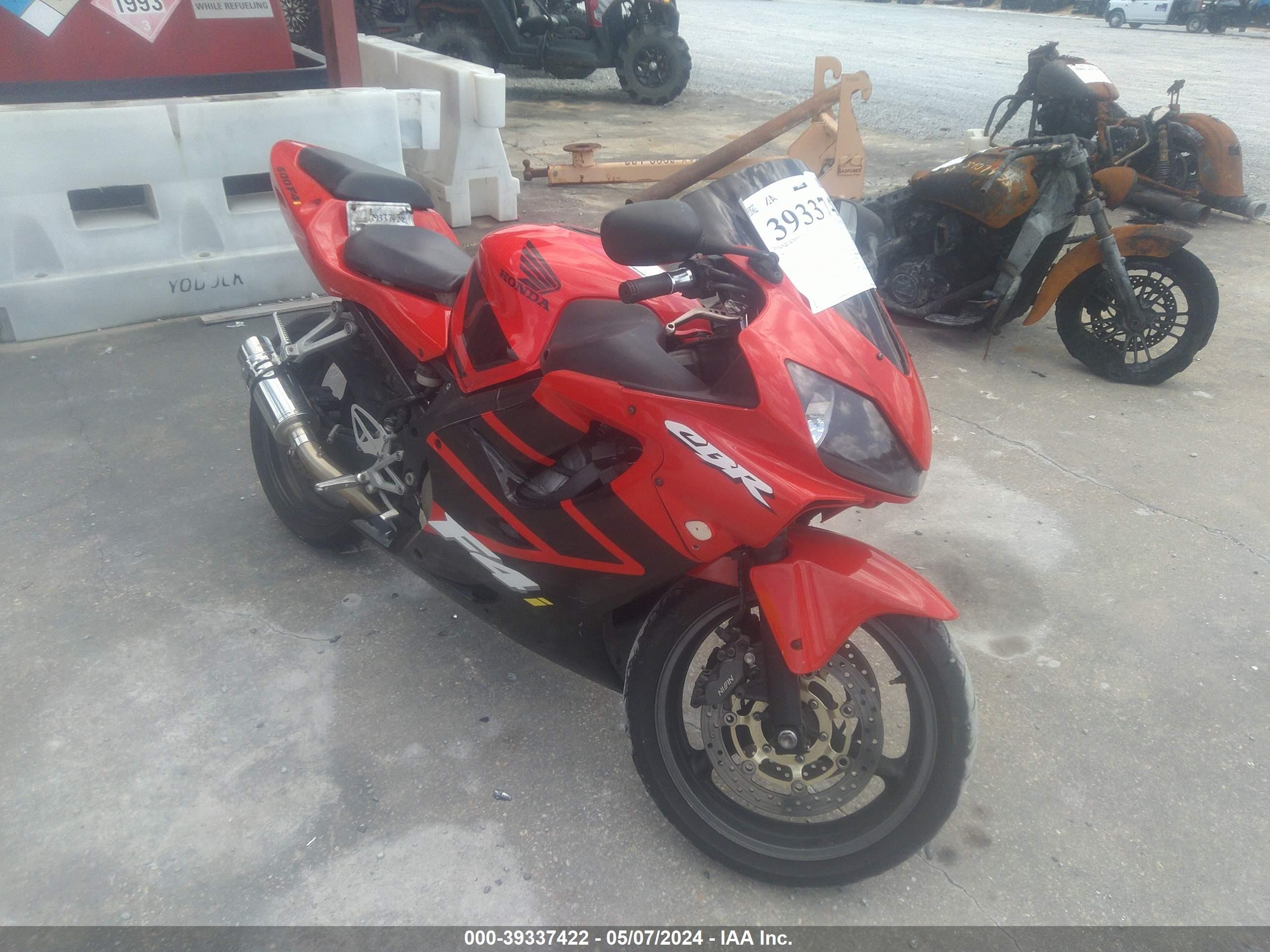 HONDA NULL 2002 jh2pc350x2m309820