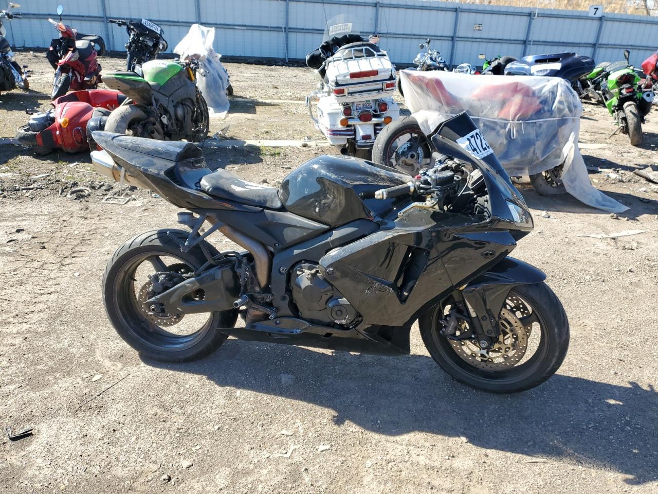 HONDA NULL 2006 jh2pc37026m307157