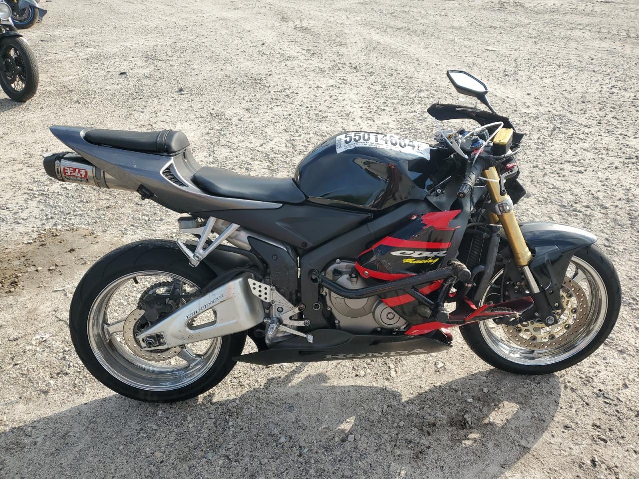 HONDA NULL 2005 jh2pc37075m203472