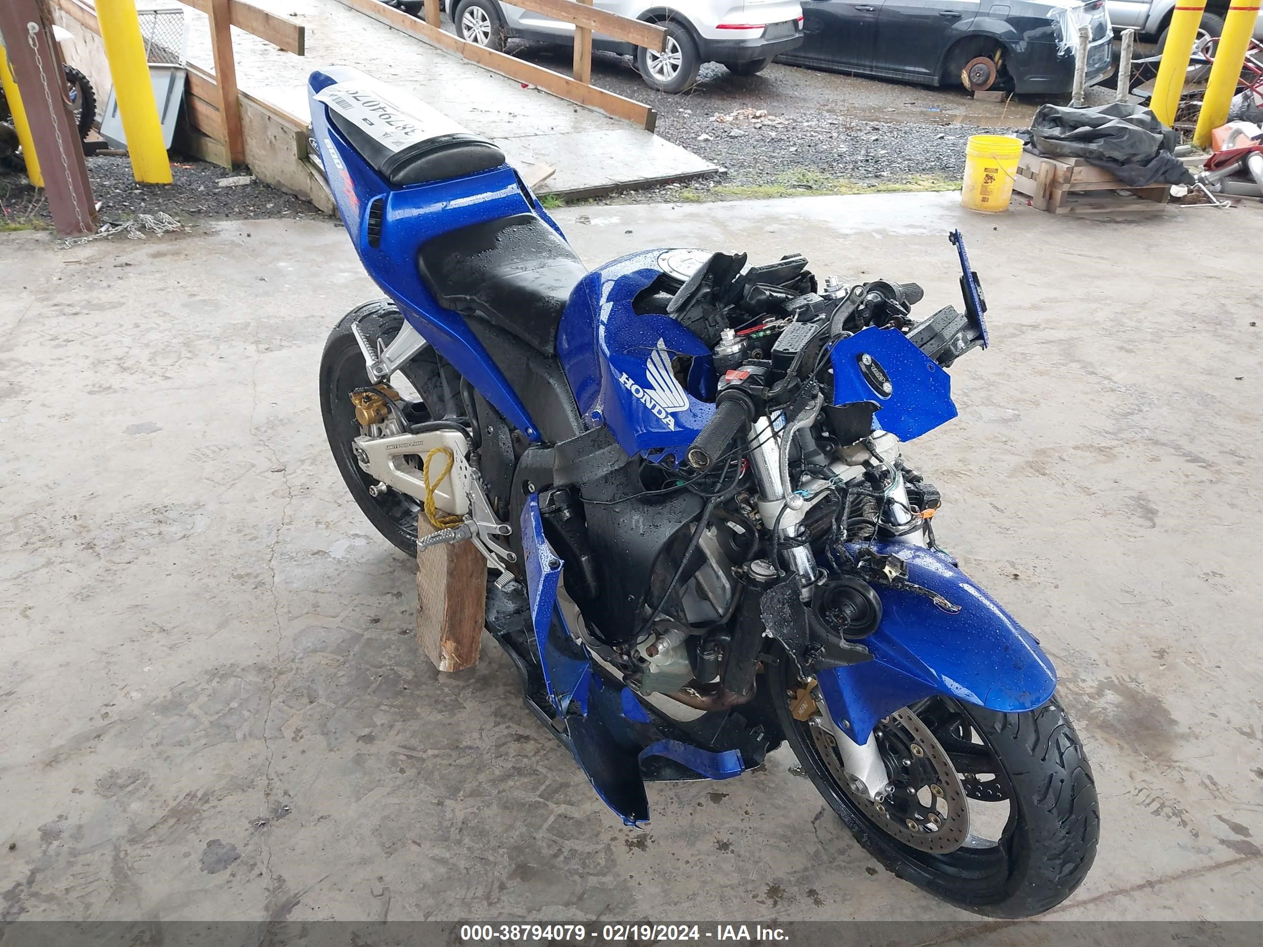 HONDA ALL 2004 jh2pc37094m101041