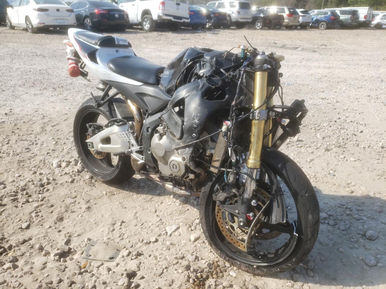 HONDA NULL 2005 jh2pc37165m202144