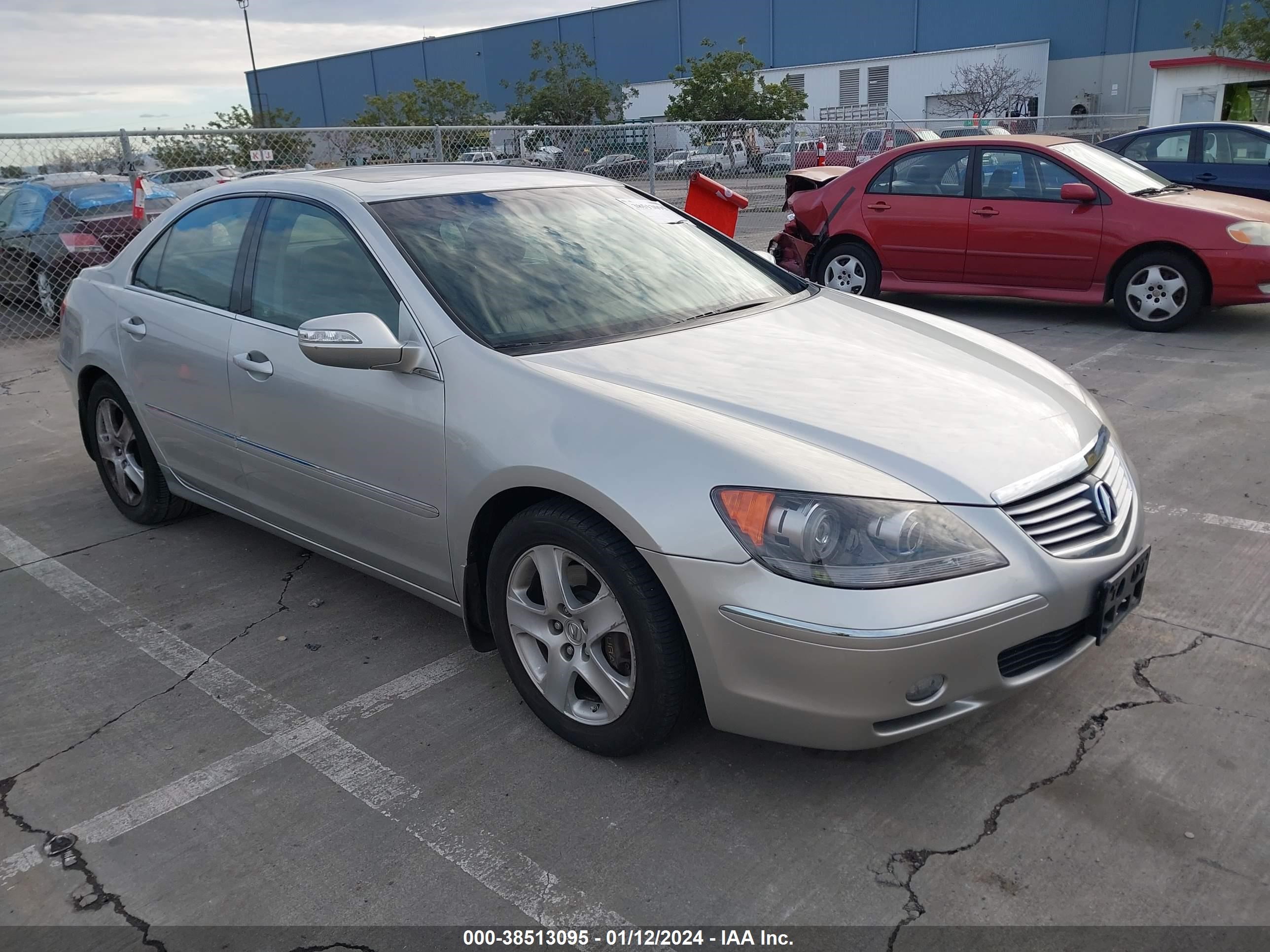 ACURA RL 2005 jh4kb16505c010821