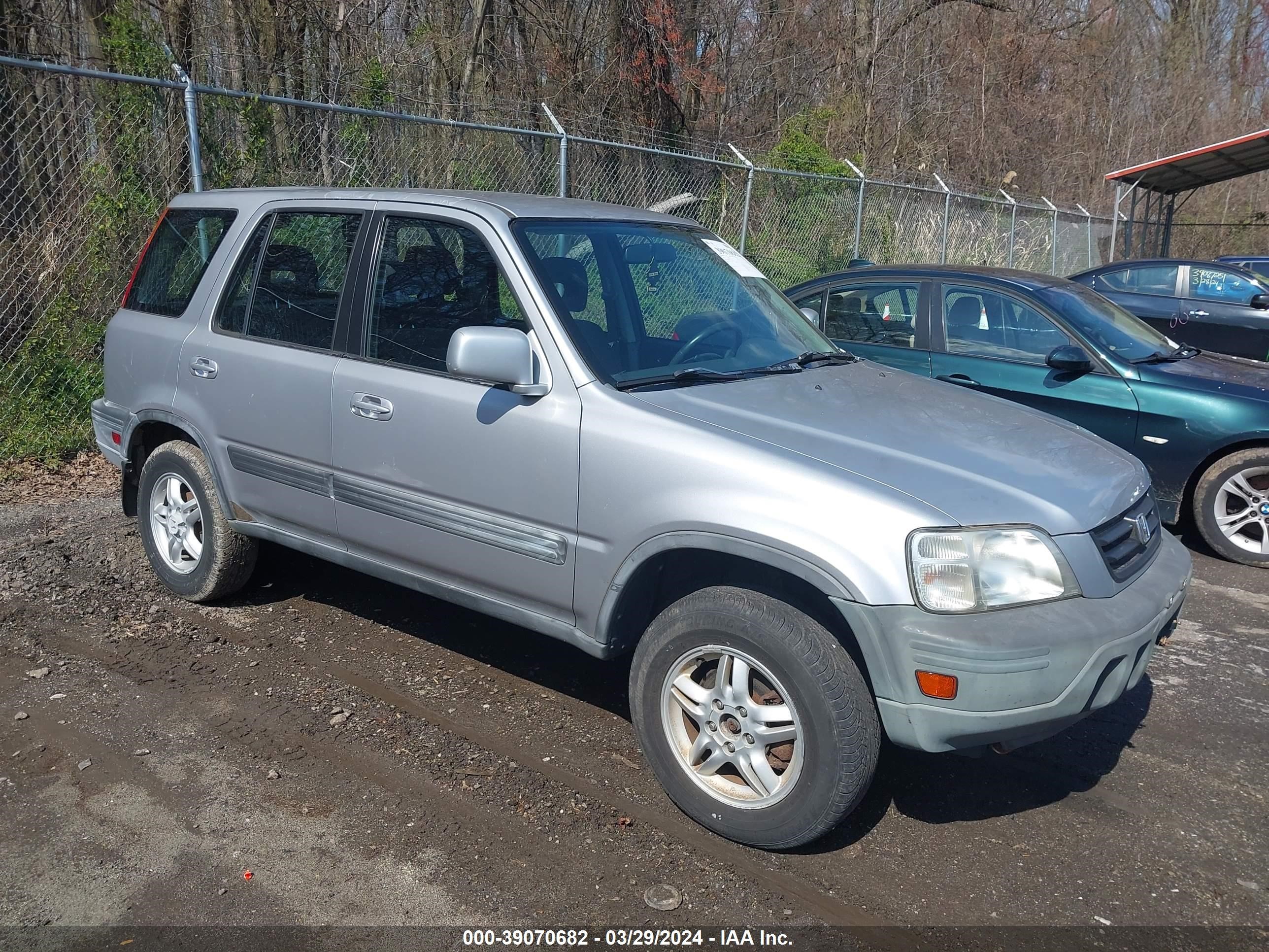 HONDA CR-V 2001 jhlrd18671c034949