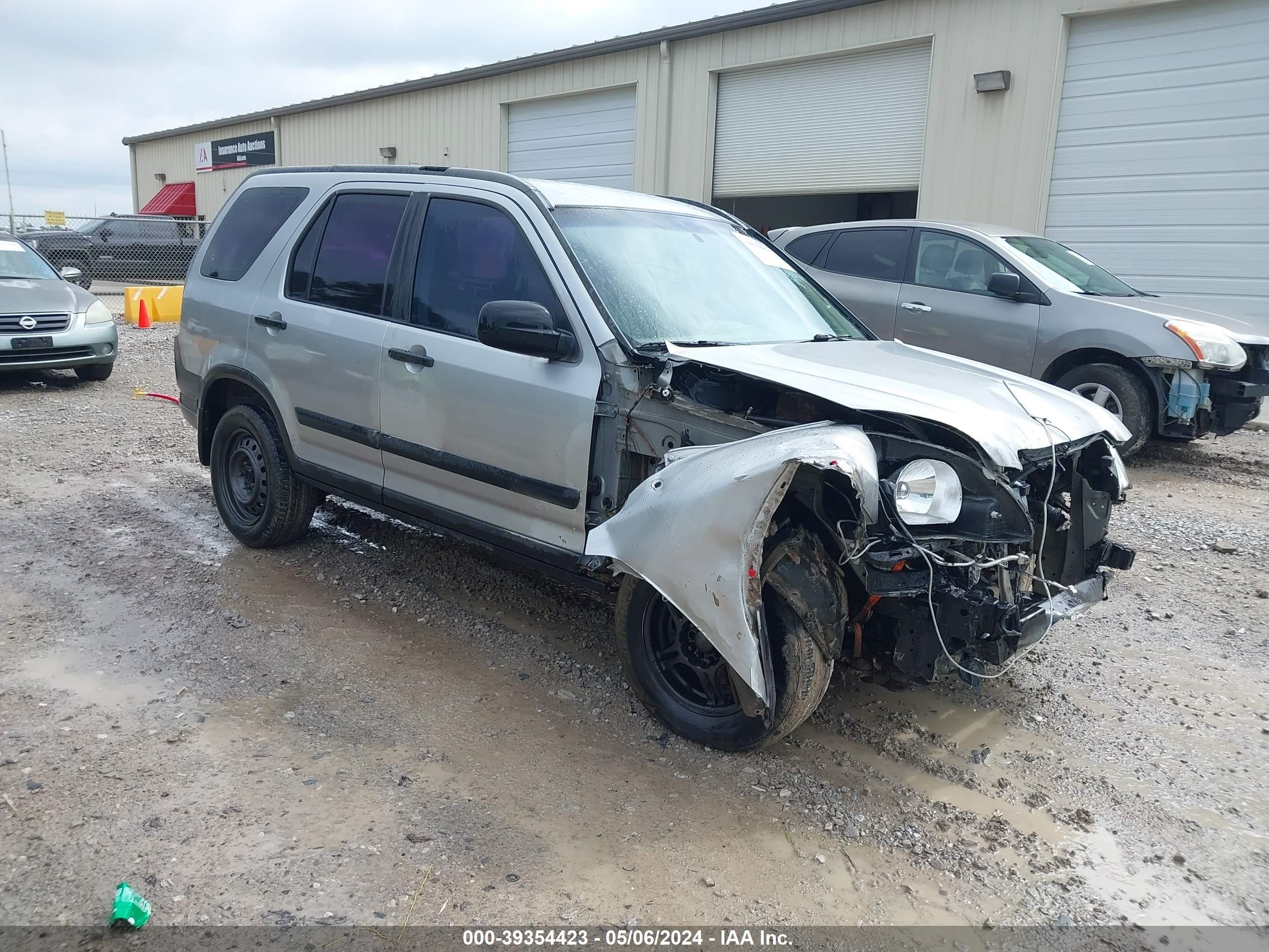 HONDA CR-V 2004 jhlrd68454c018961