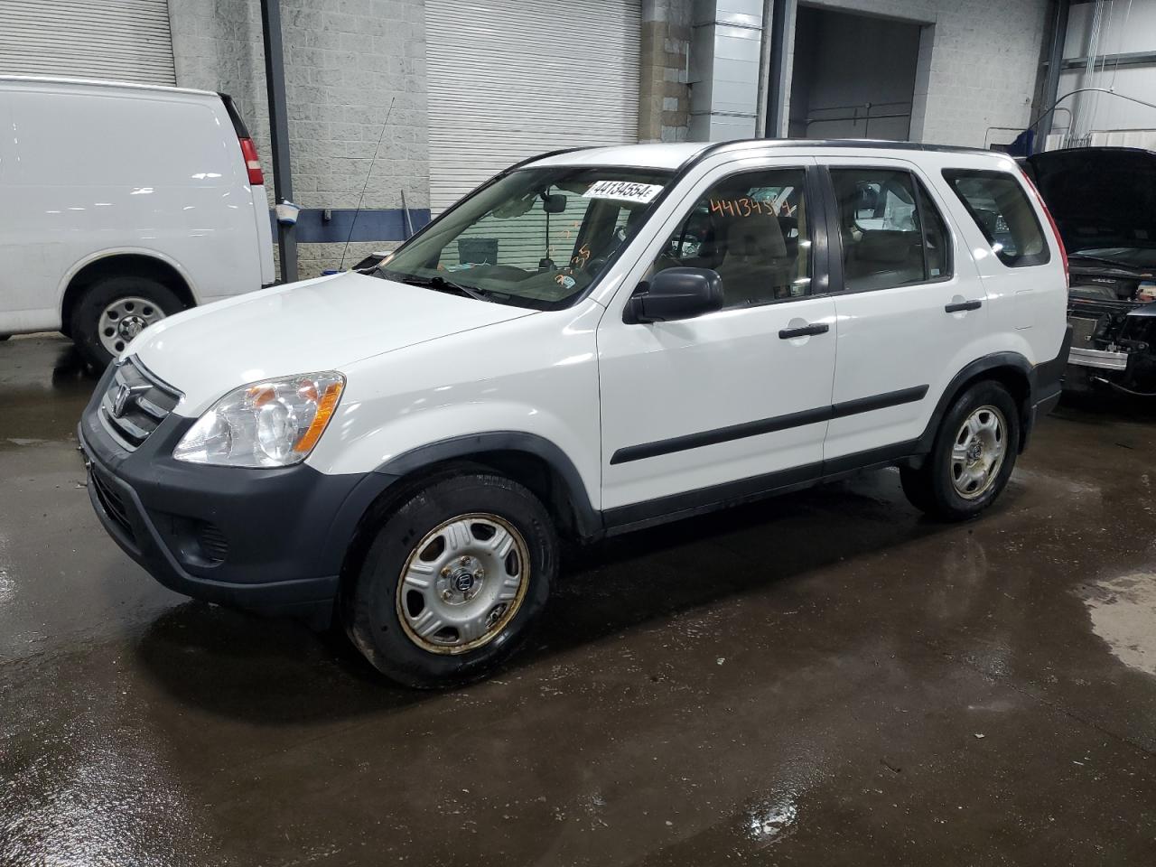 HONDA CR-V 2006 jhlrd68546c004447