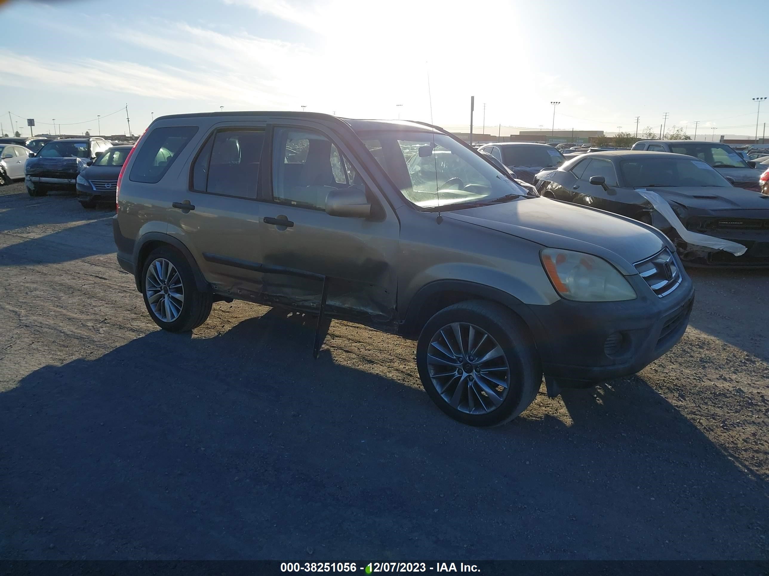 HONDA CR-V 2006 jhlrd68876c028820