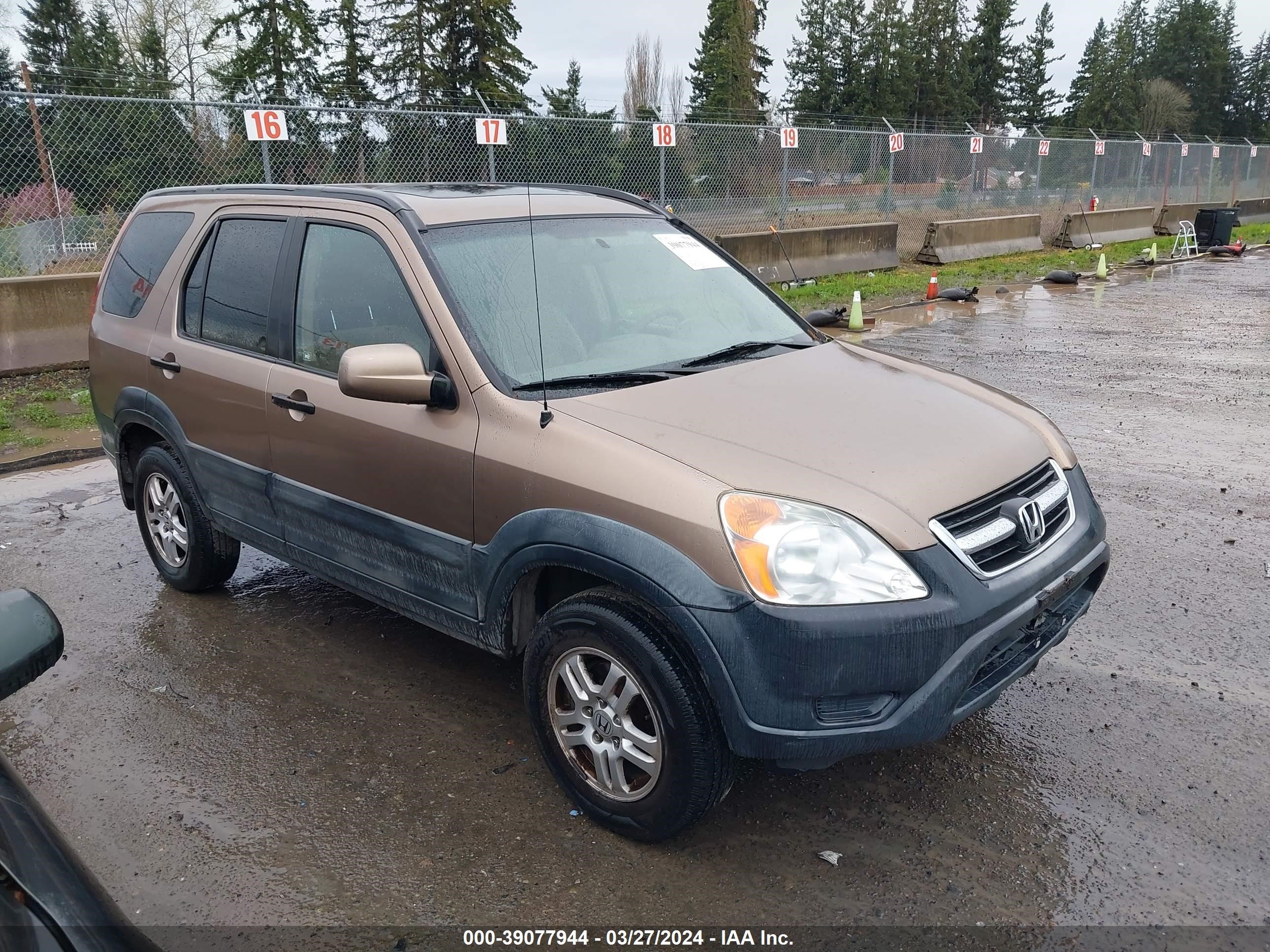 HONDA CR-V 2002 jhlrd78822c049414