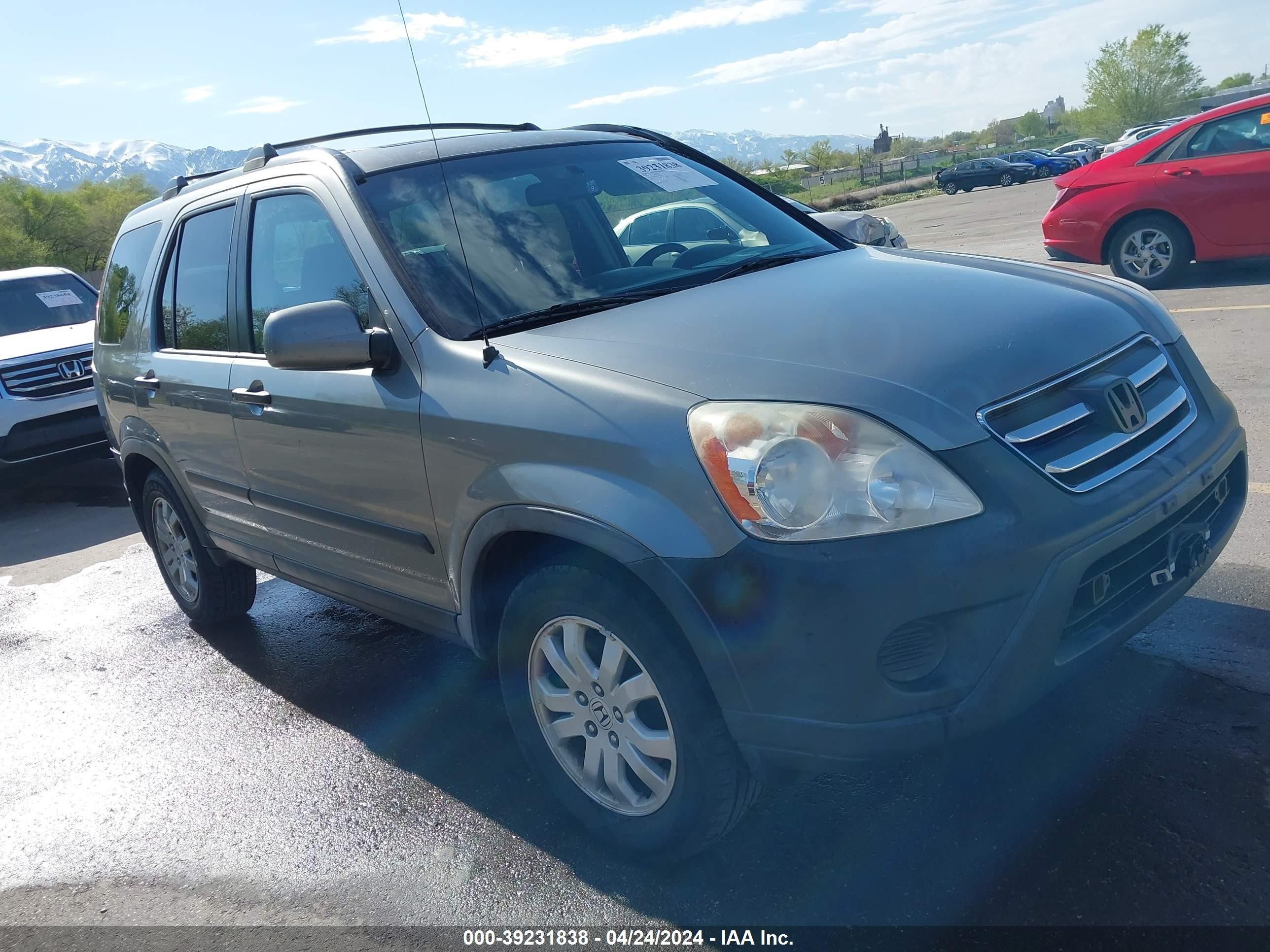 HONDA CR-V 2005 jhlrd78835c013879