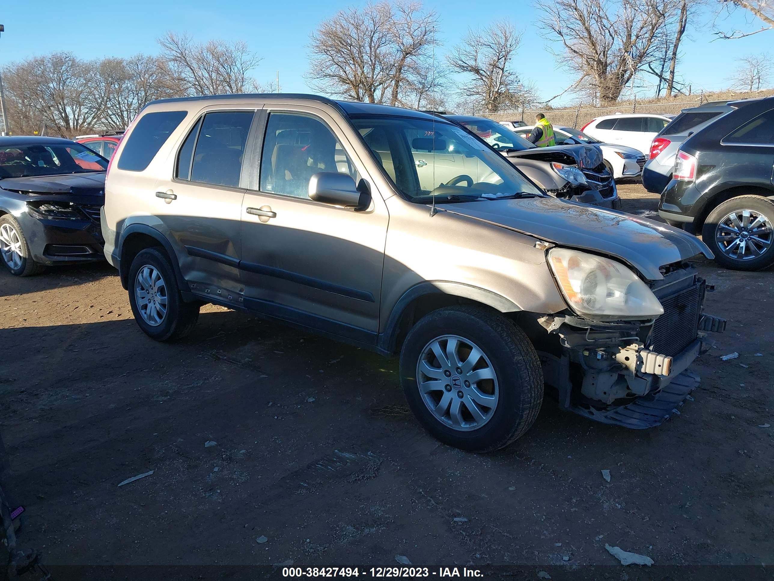 HONDA CR-V 2005 jhlrd78855c021885