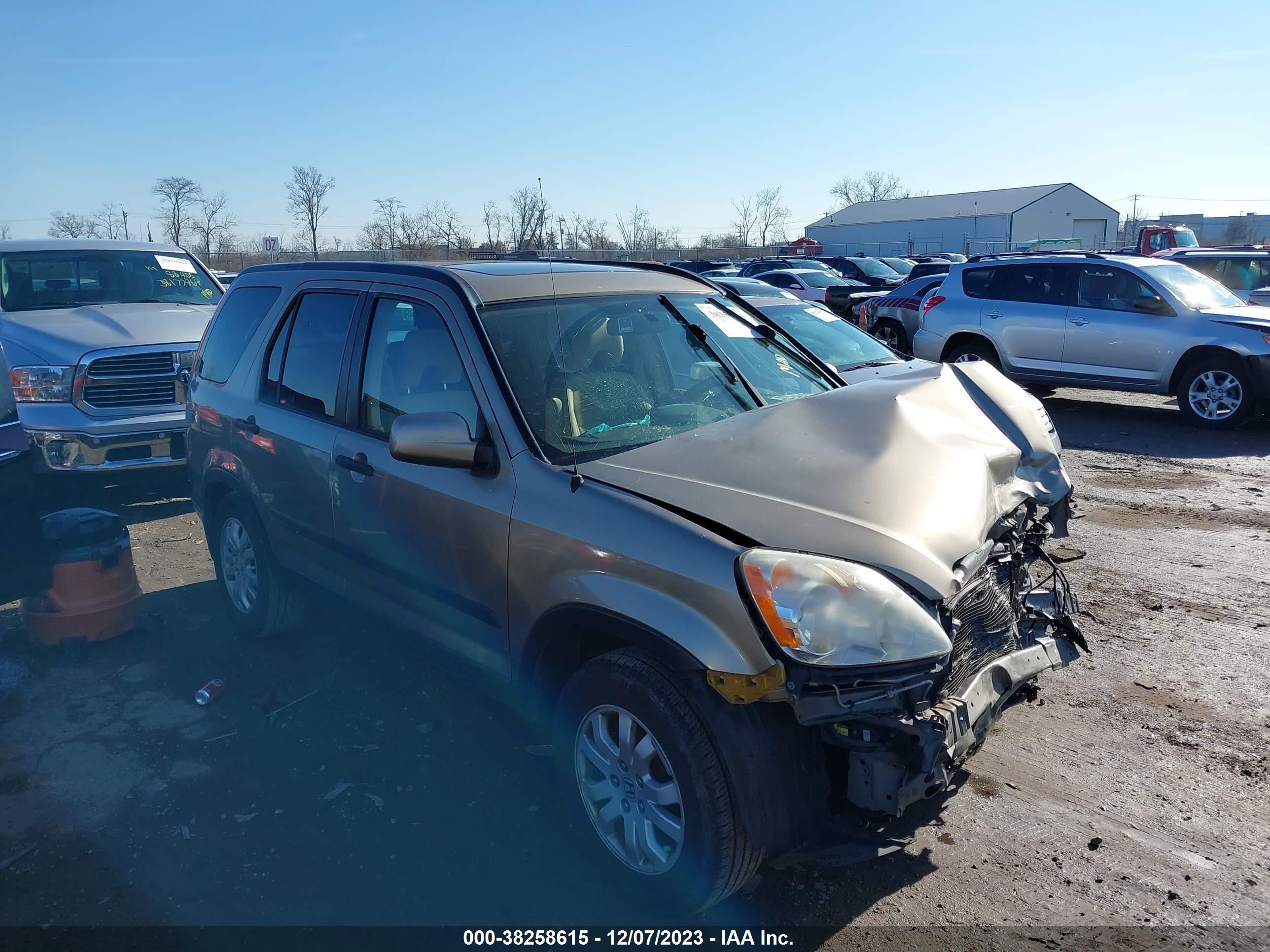 HONDA CR-V 2005 jhlrd78875c009995