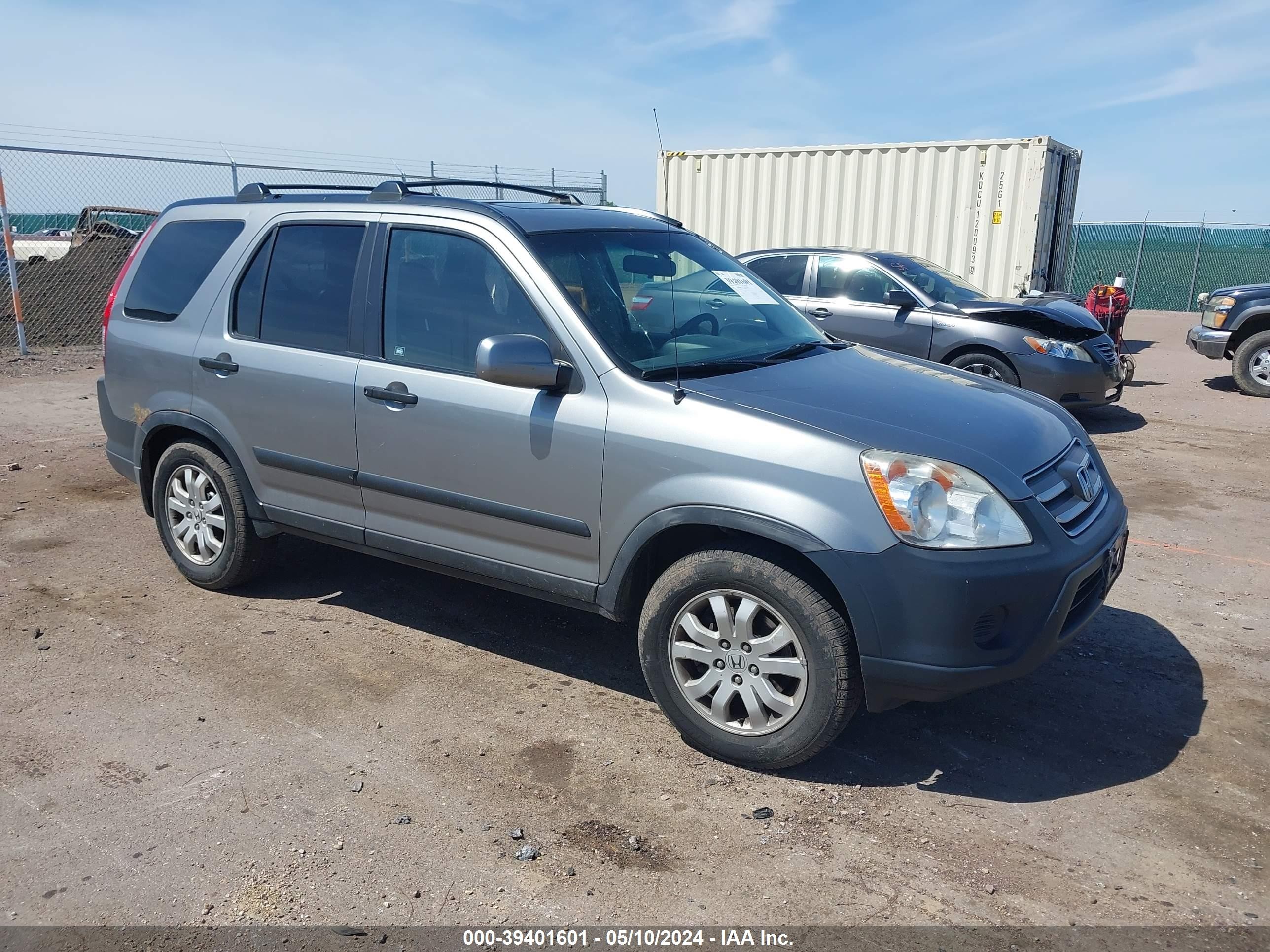 HONDA CR-V 2005 jhlrd78875c011018