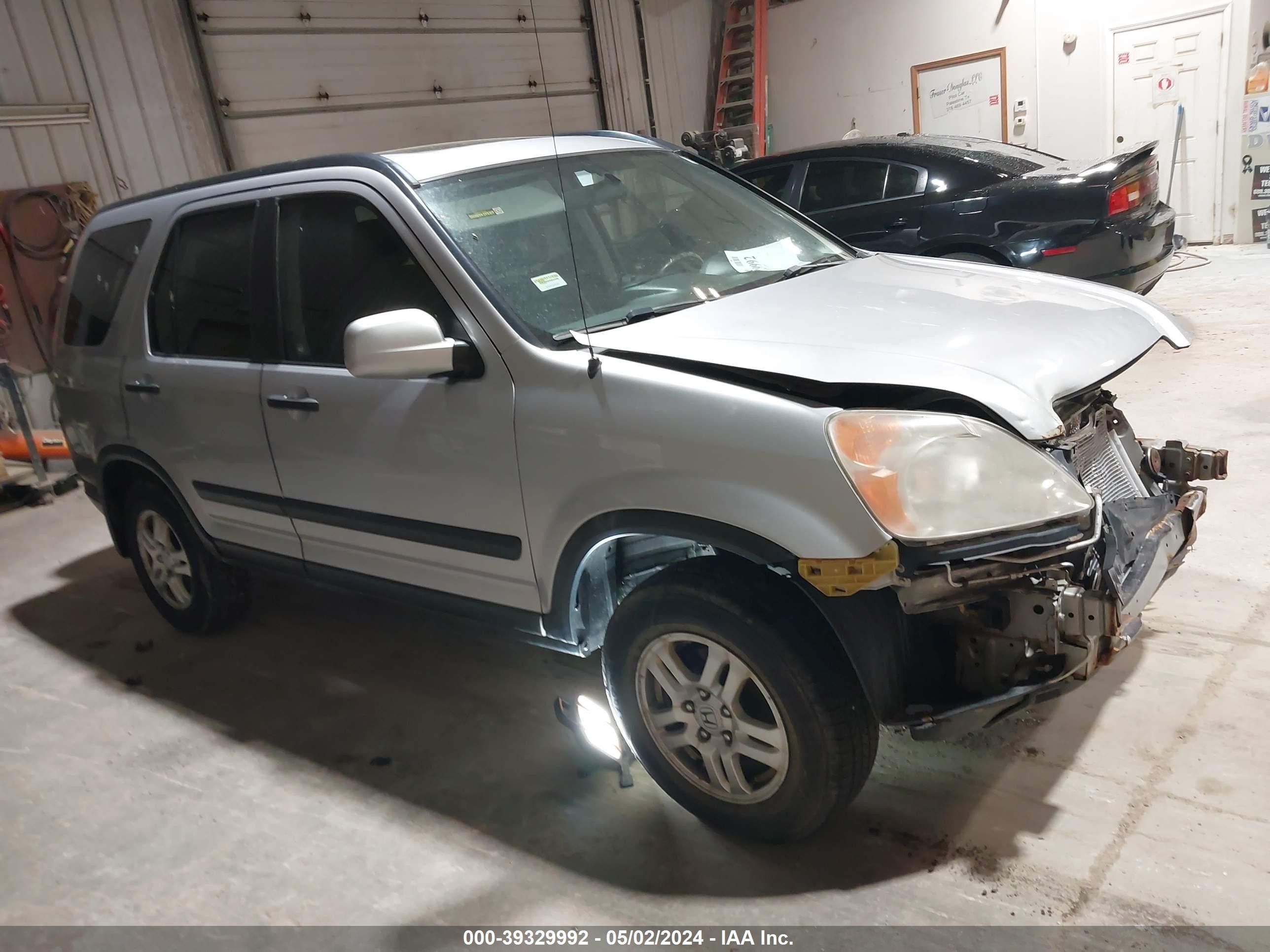 HONDA CR-V 2002 jhlrd78882c027482