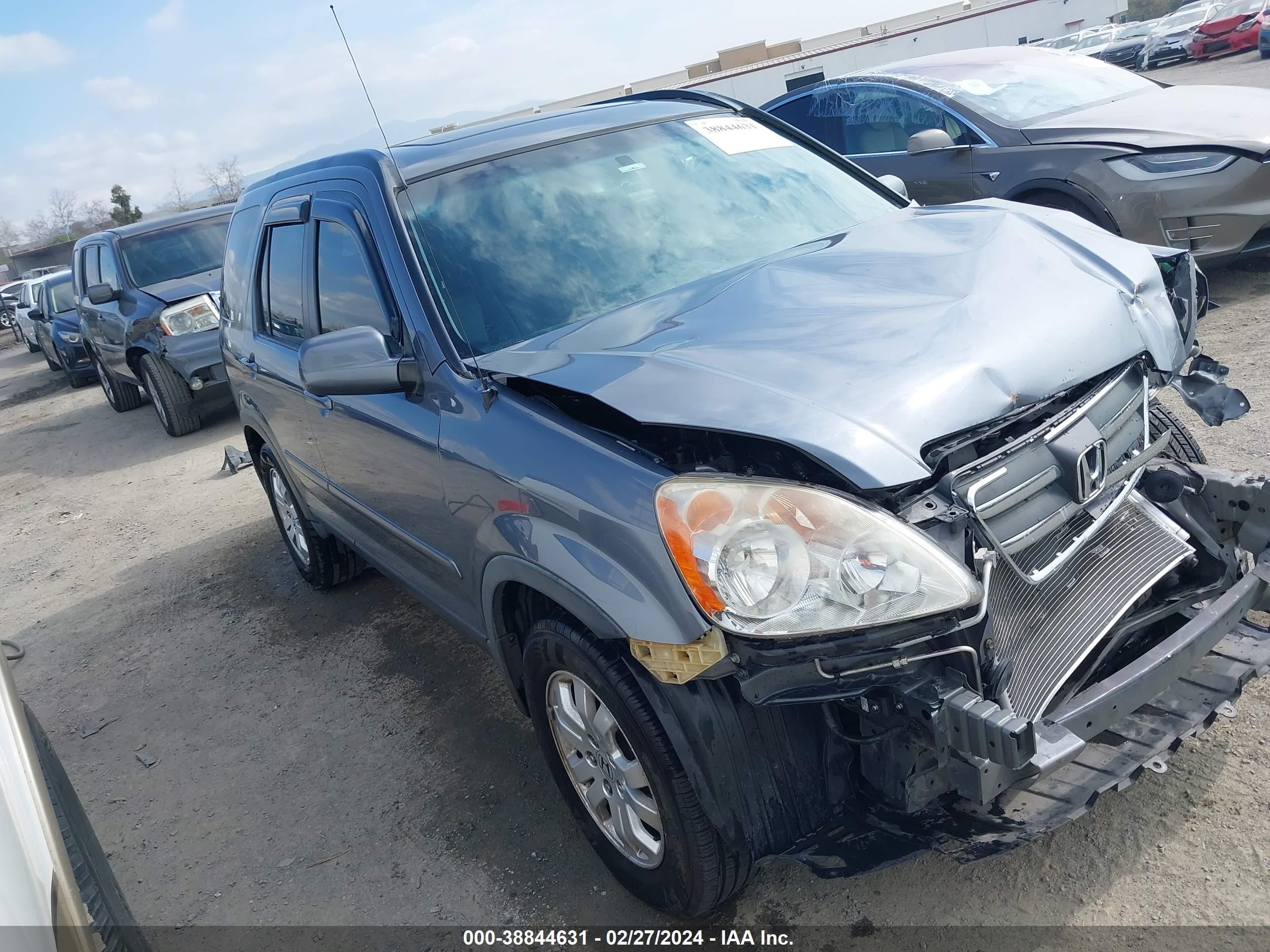 HONDA CR-V 2006 jhlrd78906c051144