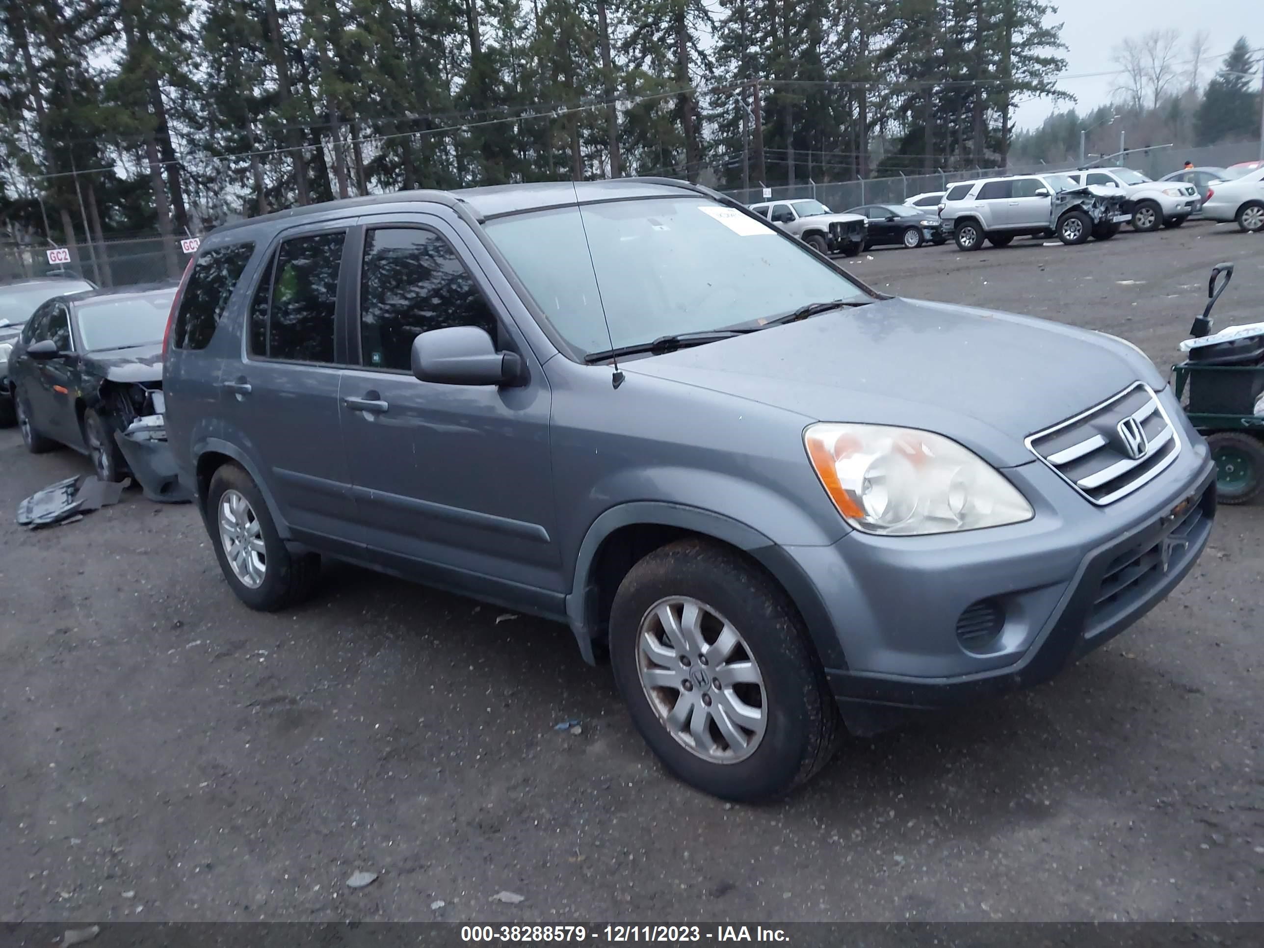 HONDA CR-V 2005 jhlrd78975c032797