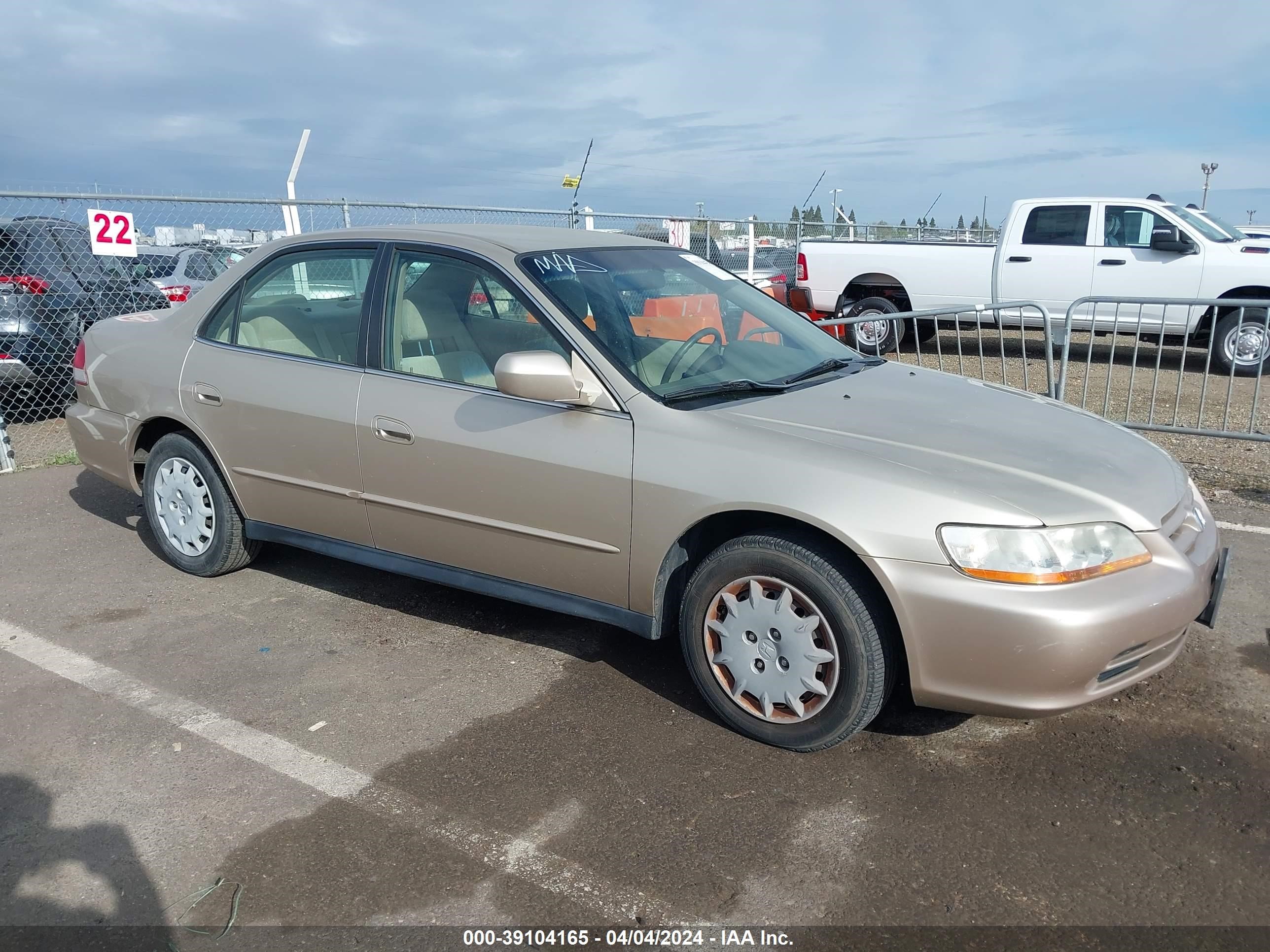 HONDA ACCORD 2001 jhmcg564x1c030847