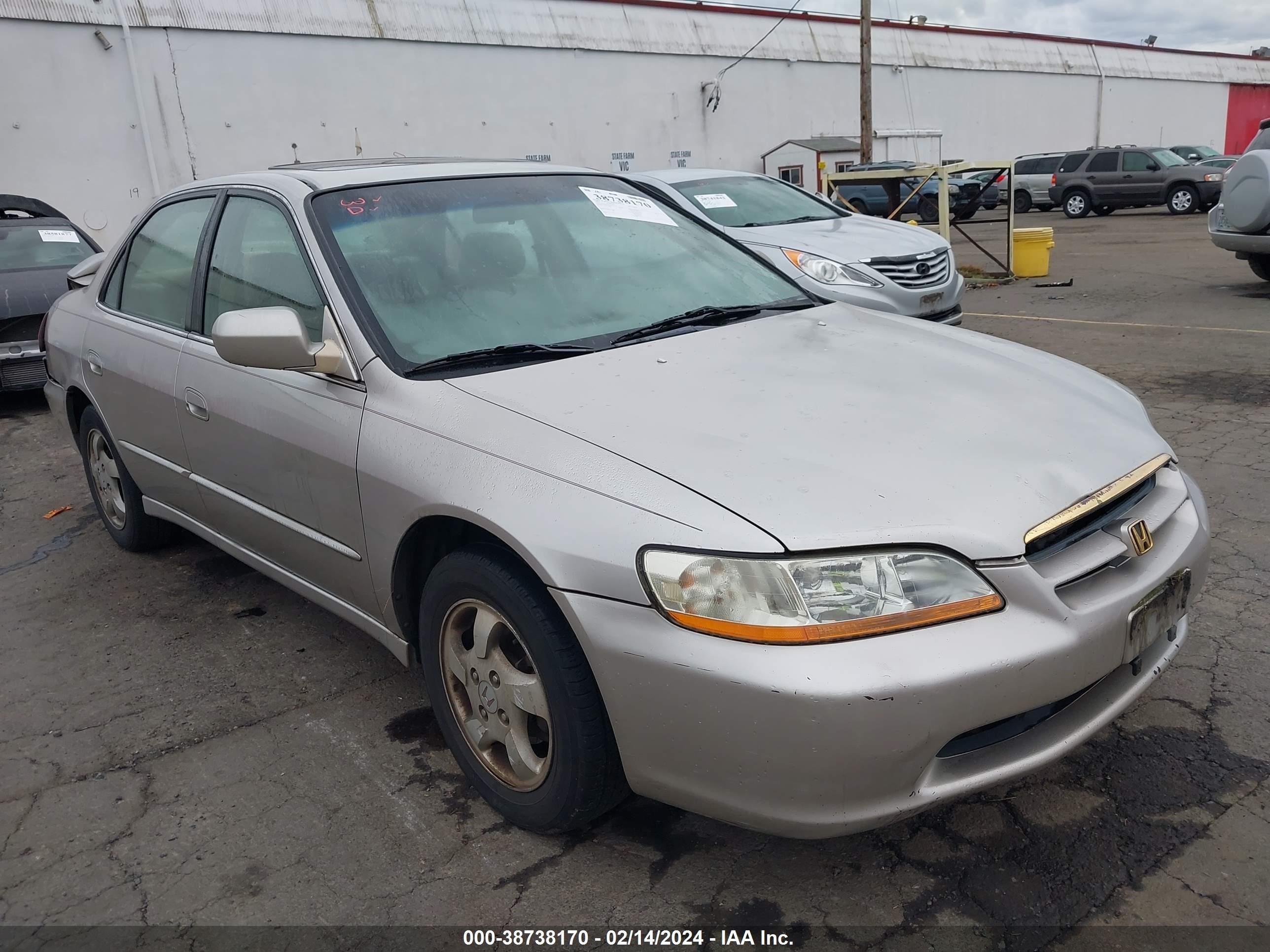 HONDA ACCORD 1999 jhmcg5656xc033102