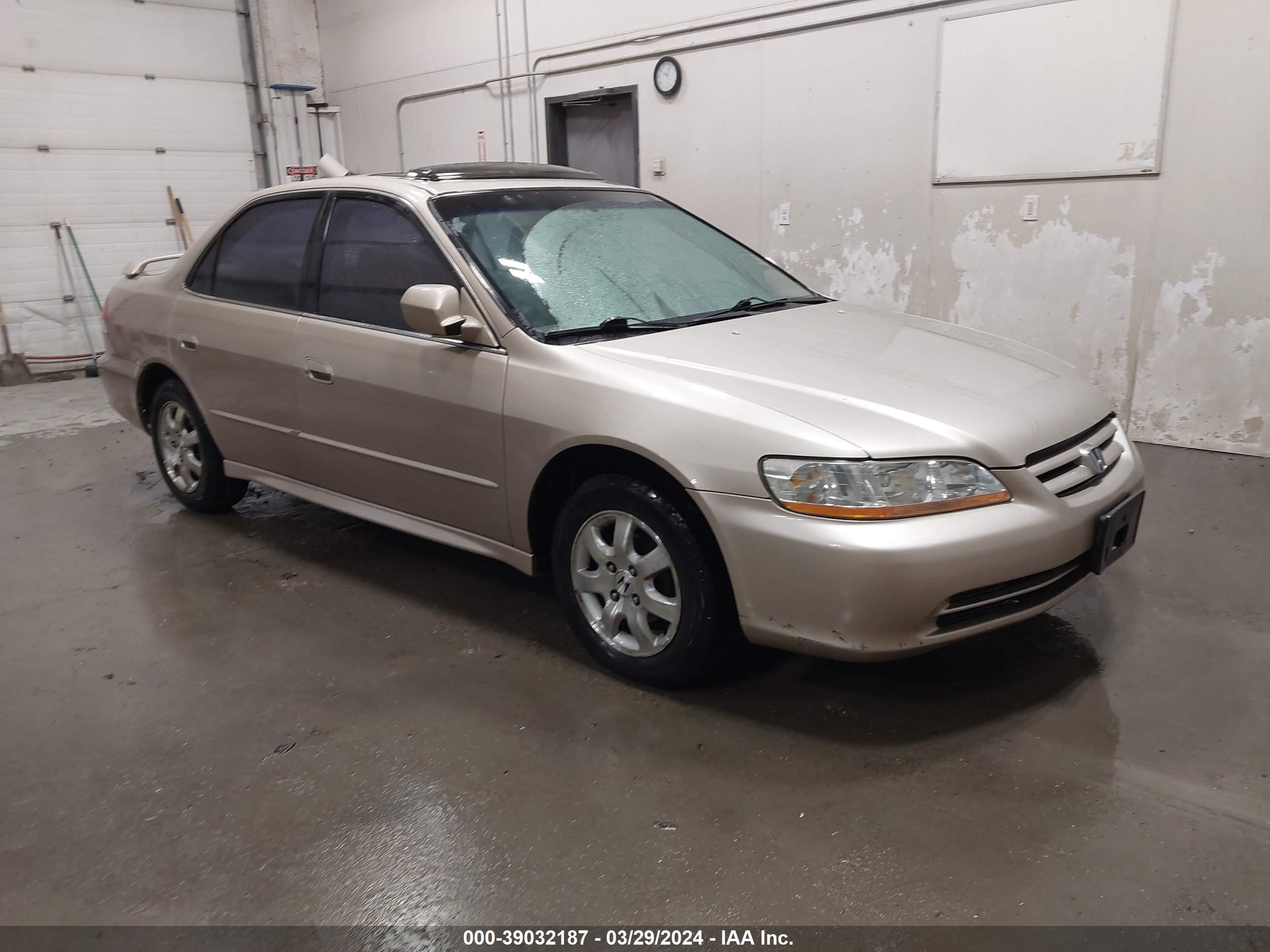 HONDA ACCORD 2001 jhmcg56611c032830