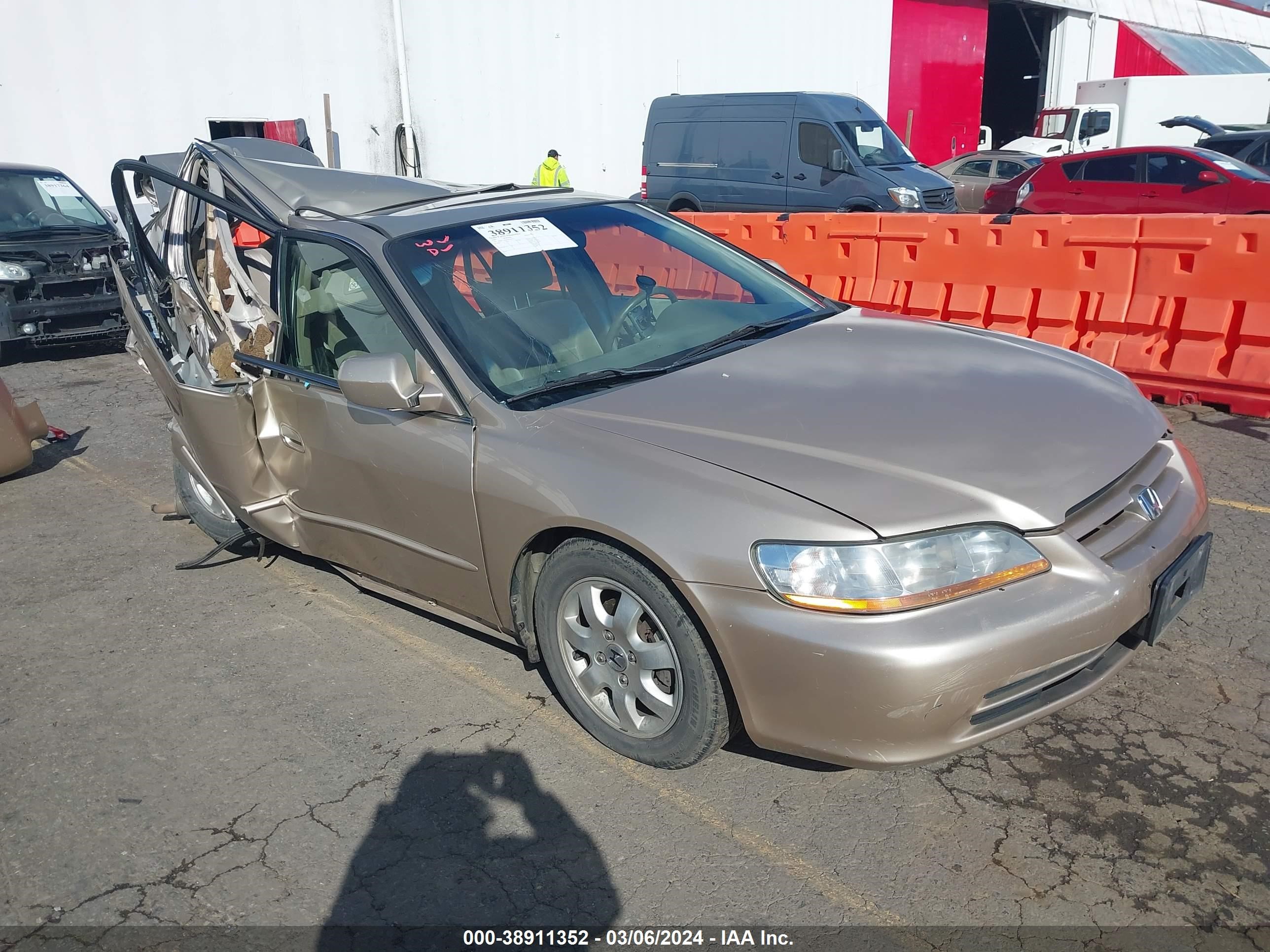 HONDA ACCORD 2002 jhmcg56642c034637