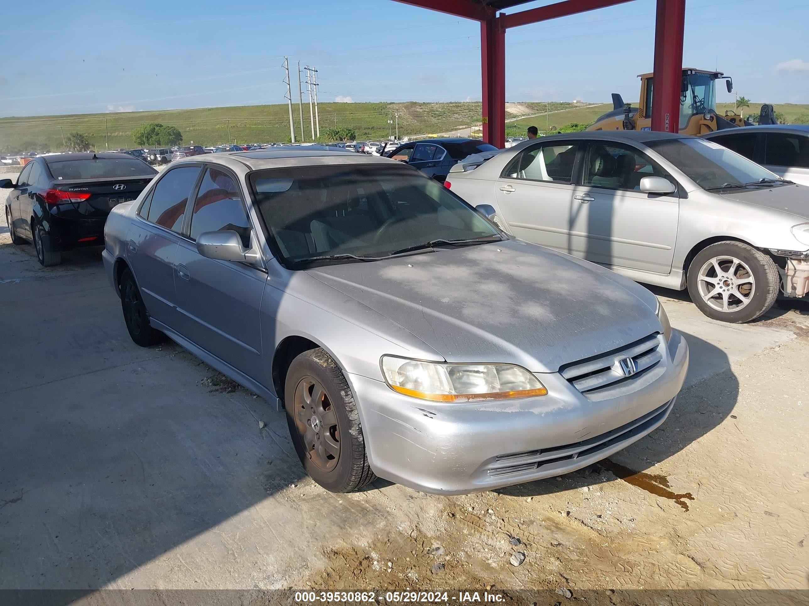 HONDA ACCORD 2002 jhmcg56652c021198