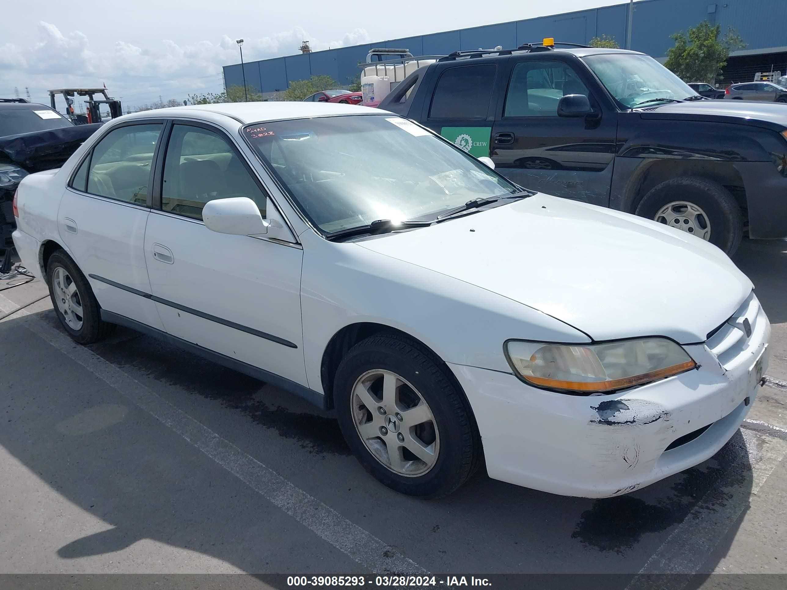 HONDA ACCORD 1999 jhmcg6650xc009996