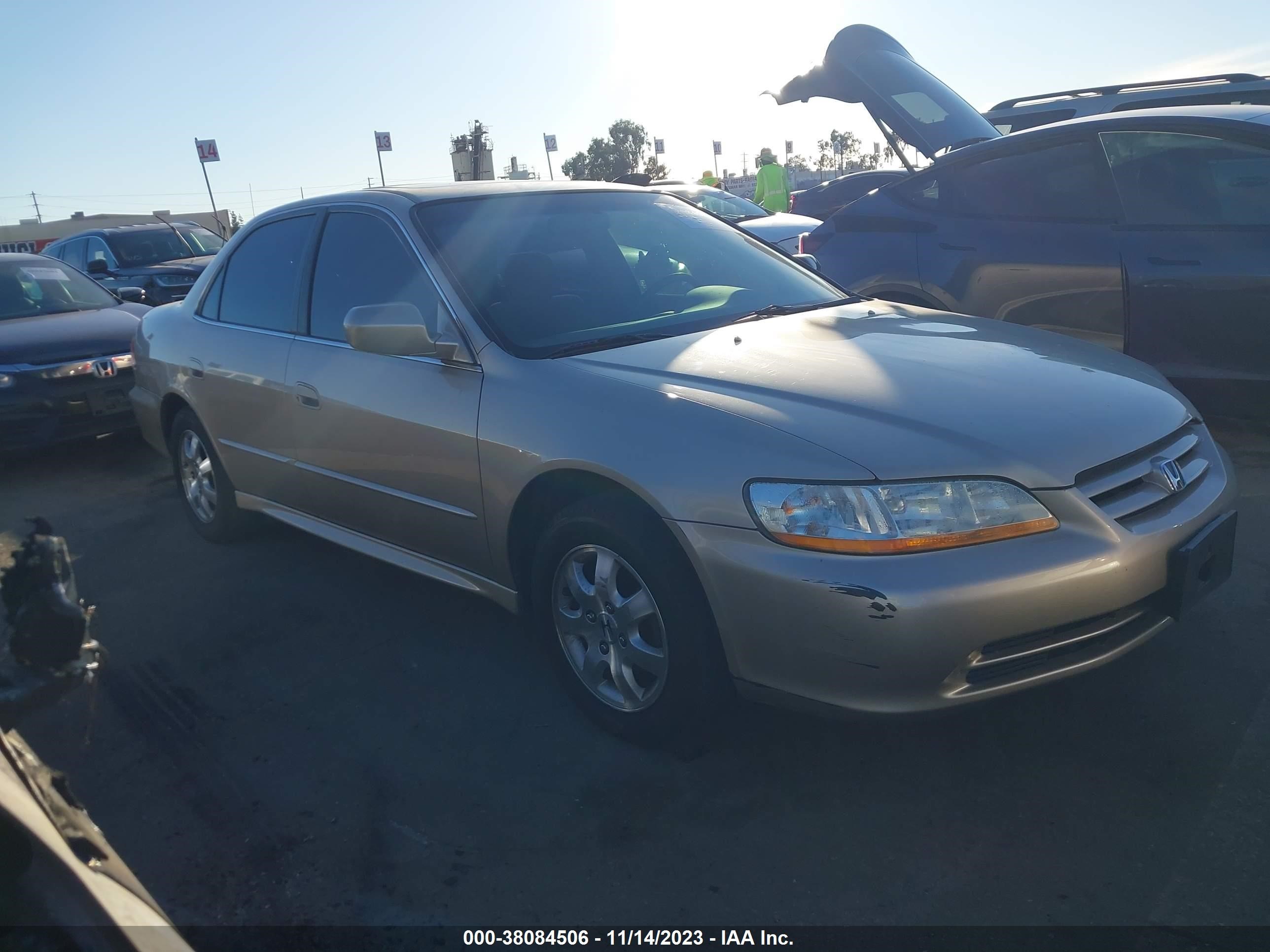 HONDA ACCORD 2002 jhmcg668x2c029403