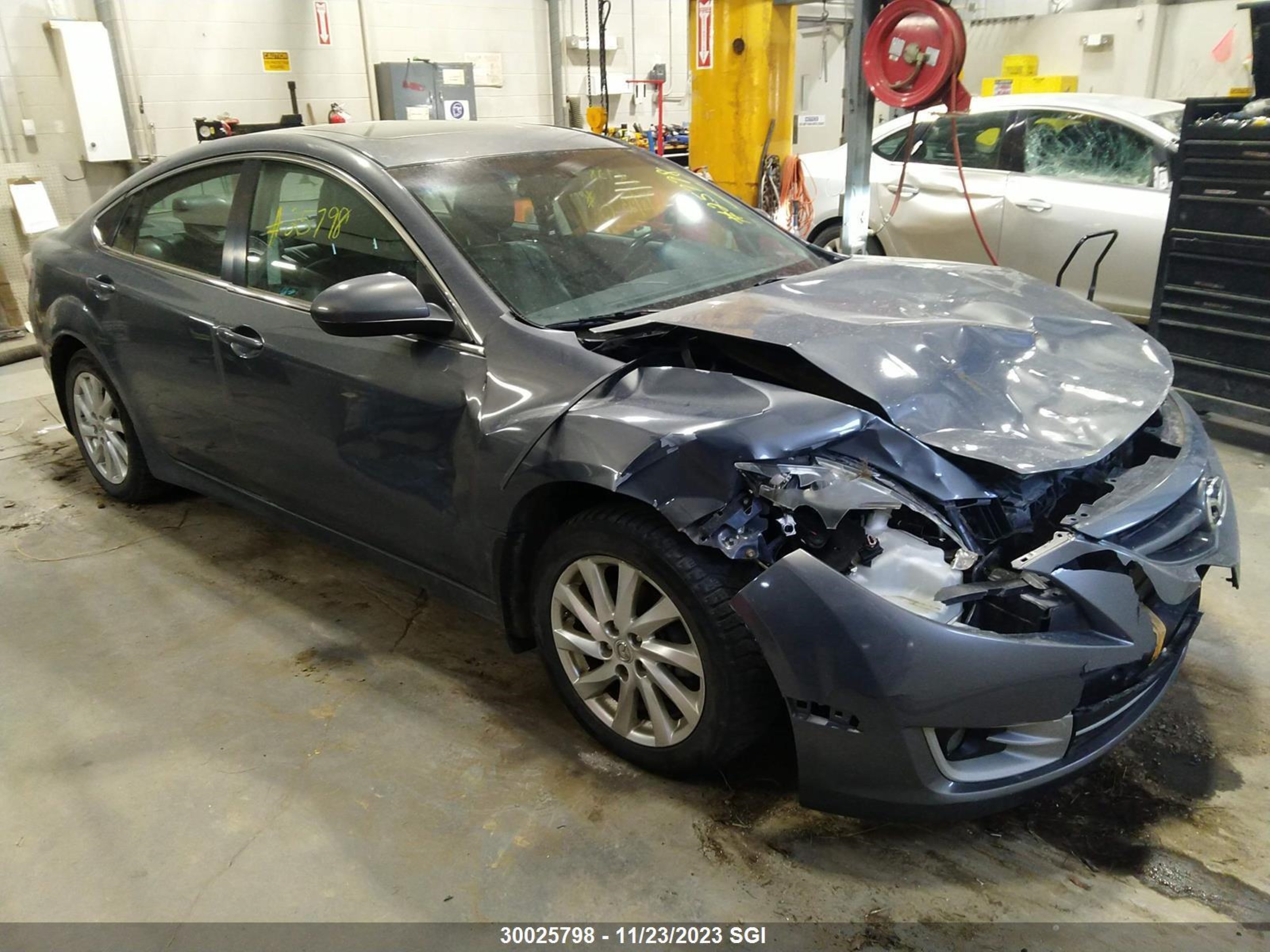 MAZDA 6 2011 jhmcm55673c017889