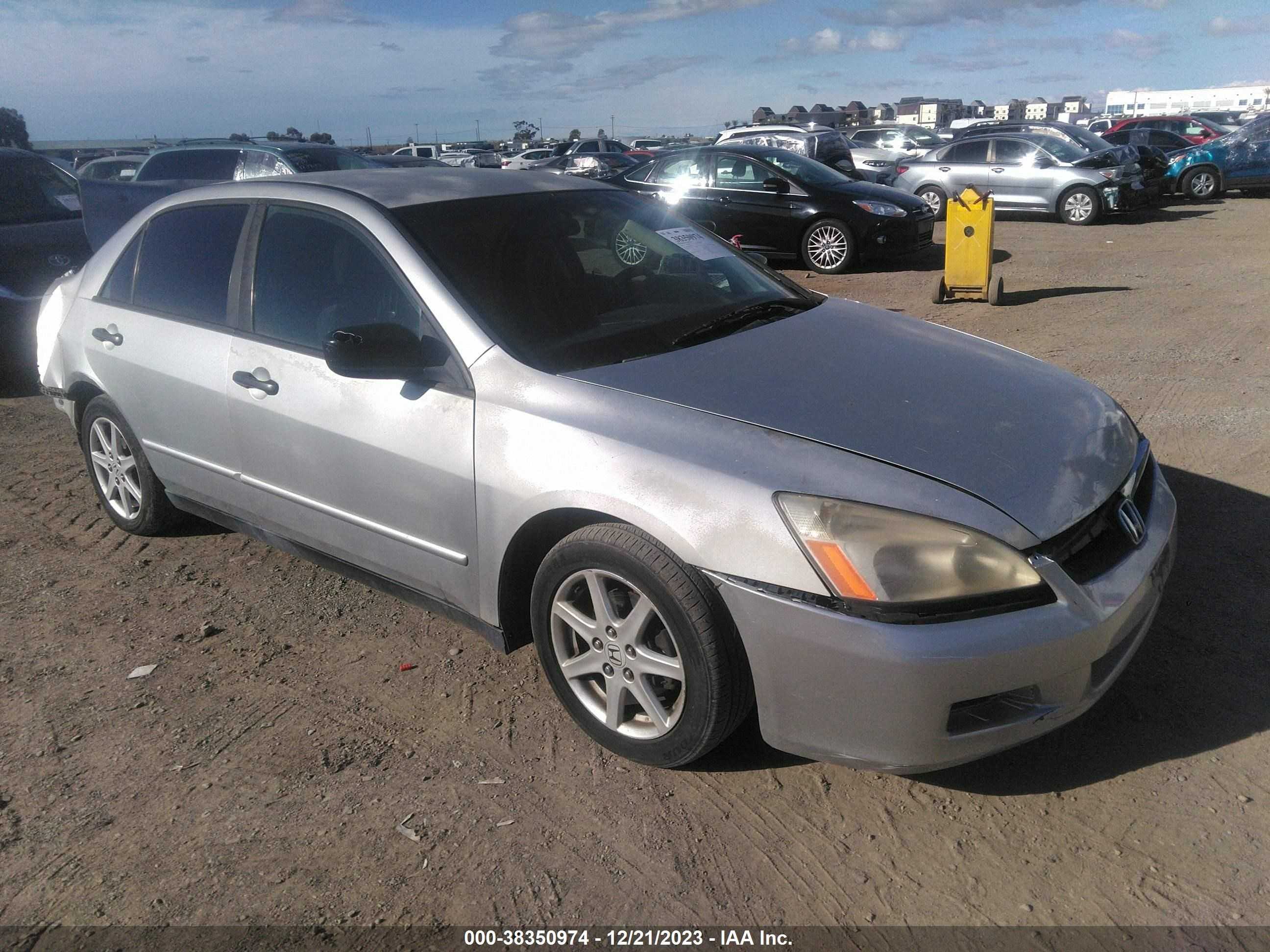 HONDA ACCORD 2007 jhmcm56167c006326