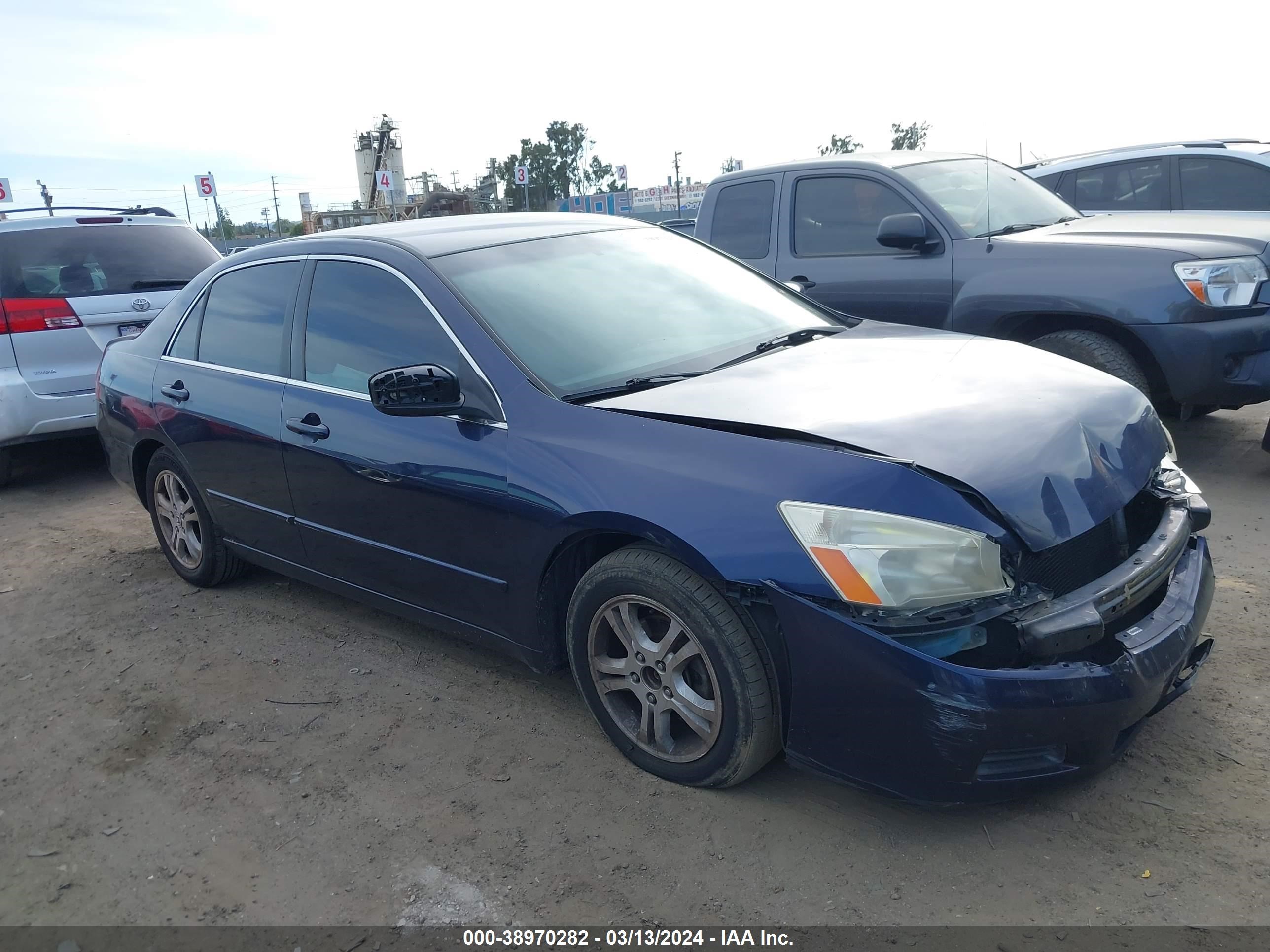 HONDA ACCORD 2007 jhmcm56377c018762